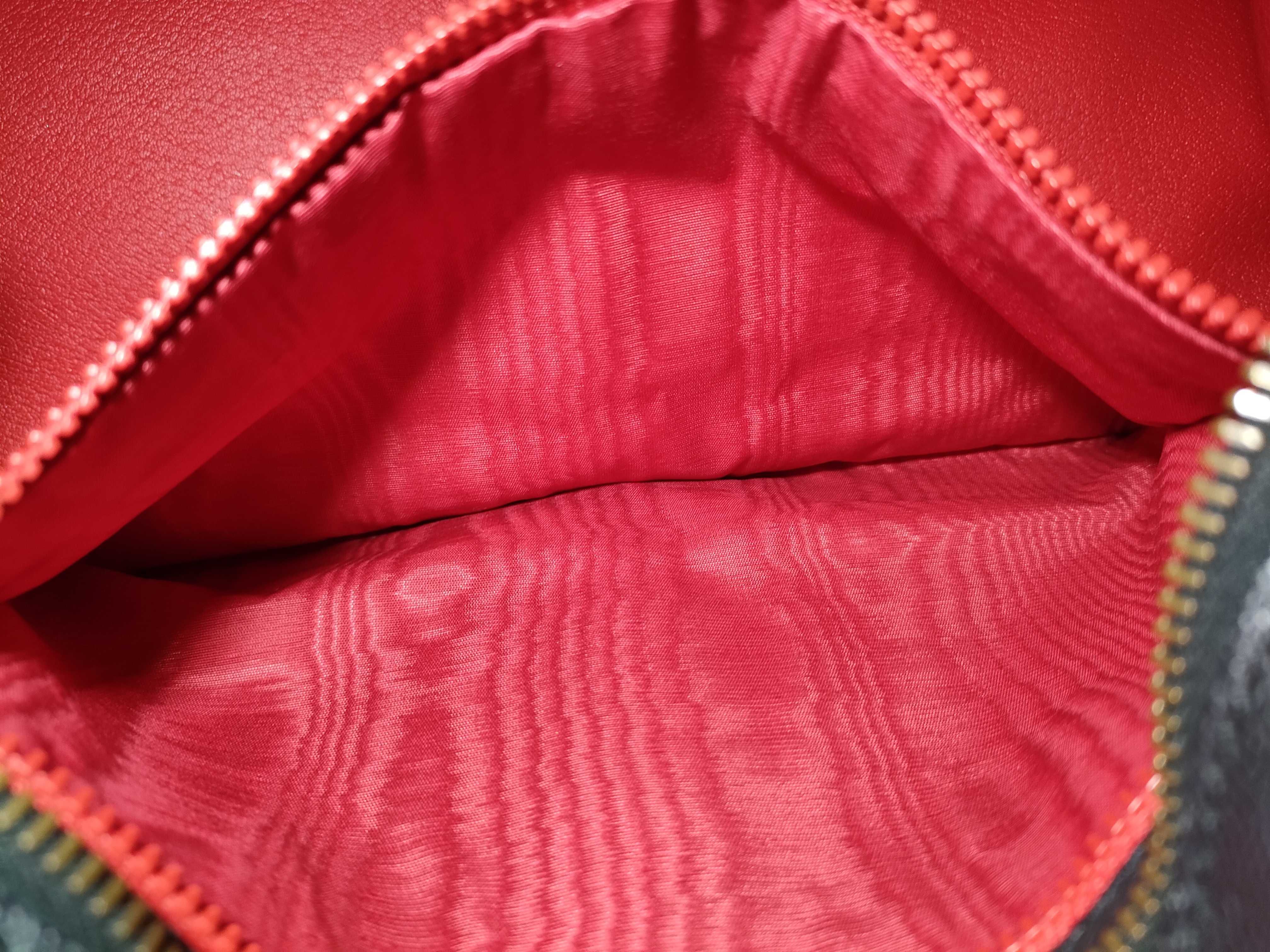 Triomphe Handbag — view 13