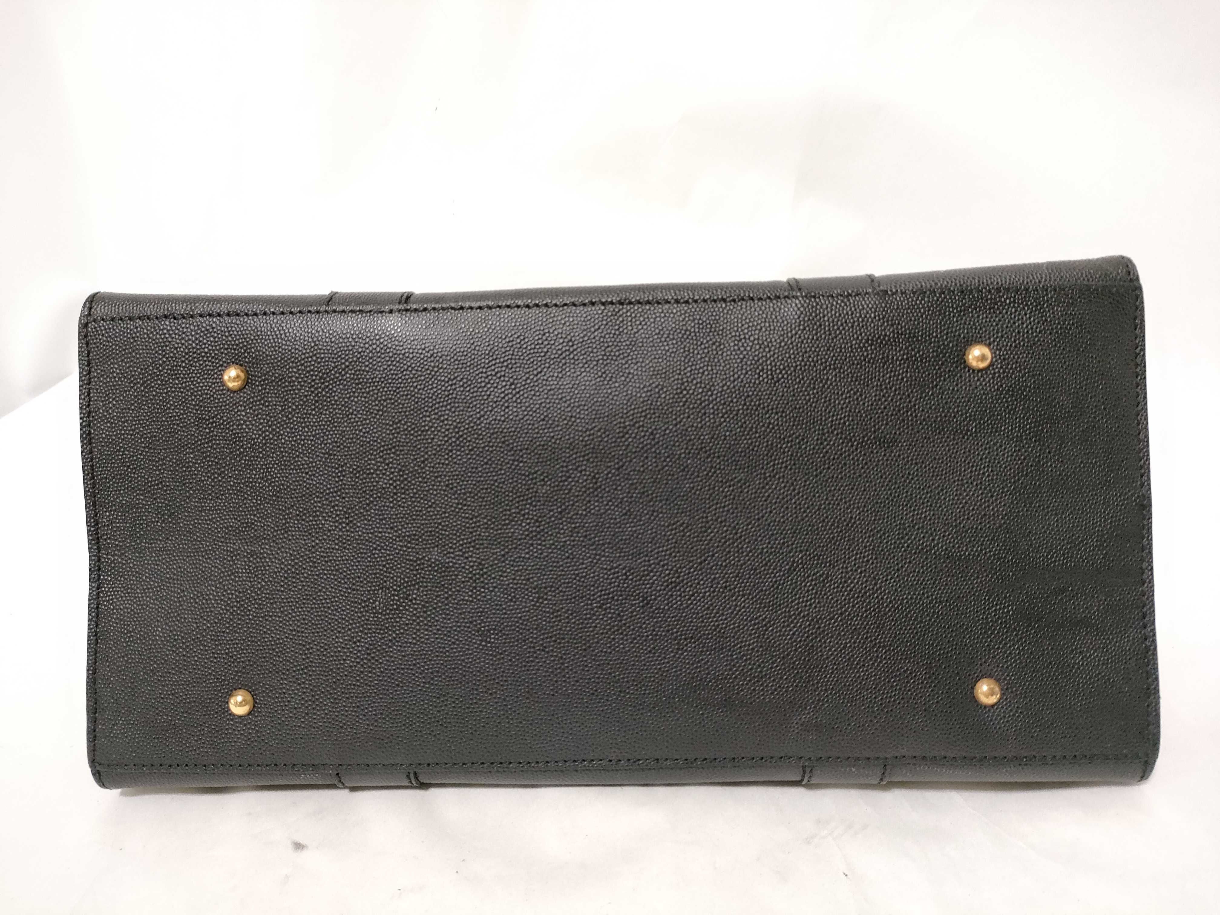 Triomphe Handbag — view 7