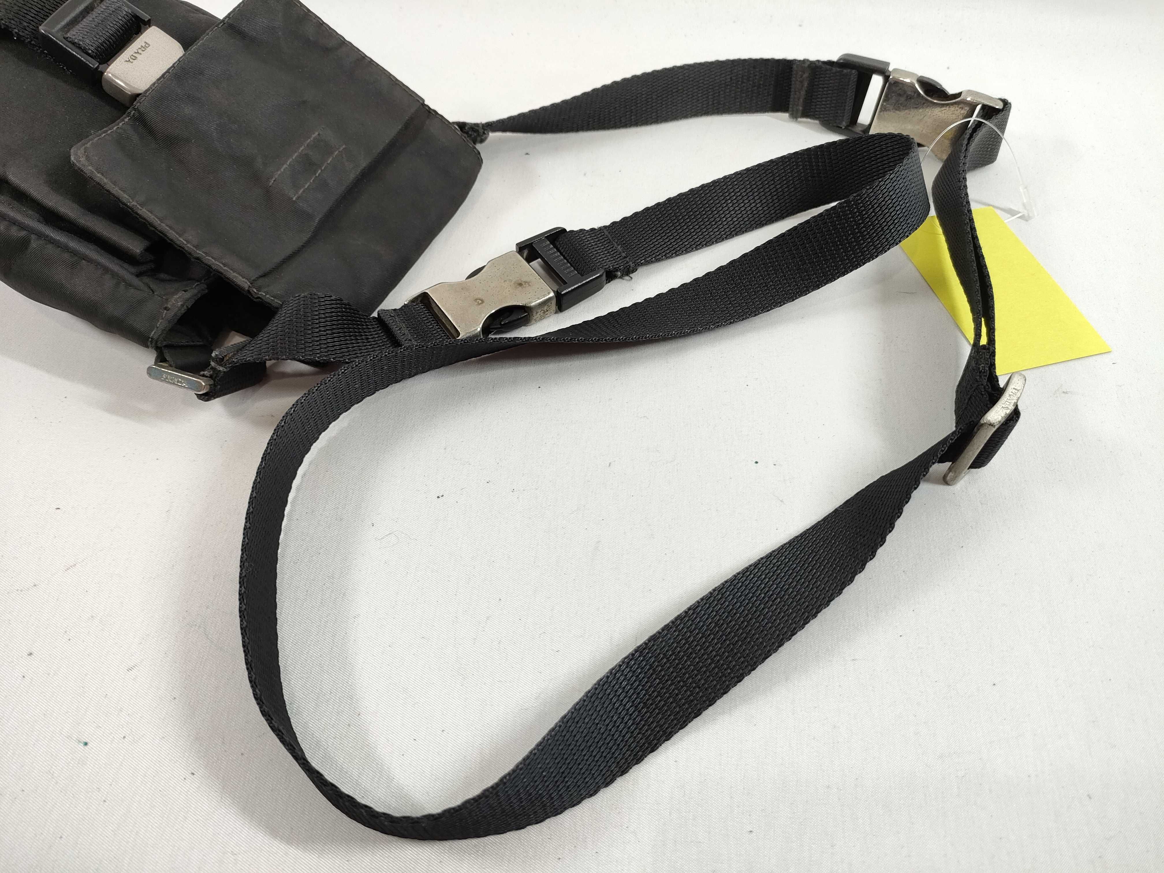 Nylon Shoulder Pouch Shoulder Bag — view 3