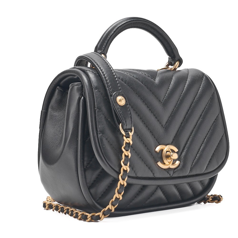 Lambskin V-stitch turn-lock 2-way chain shoulder bag, black — view 4