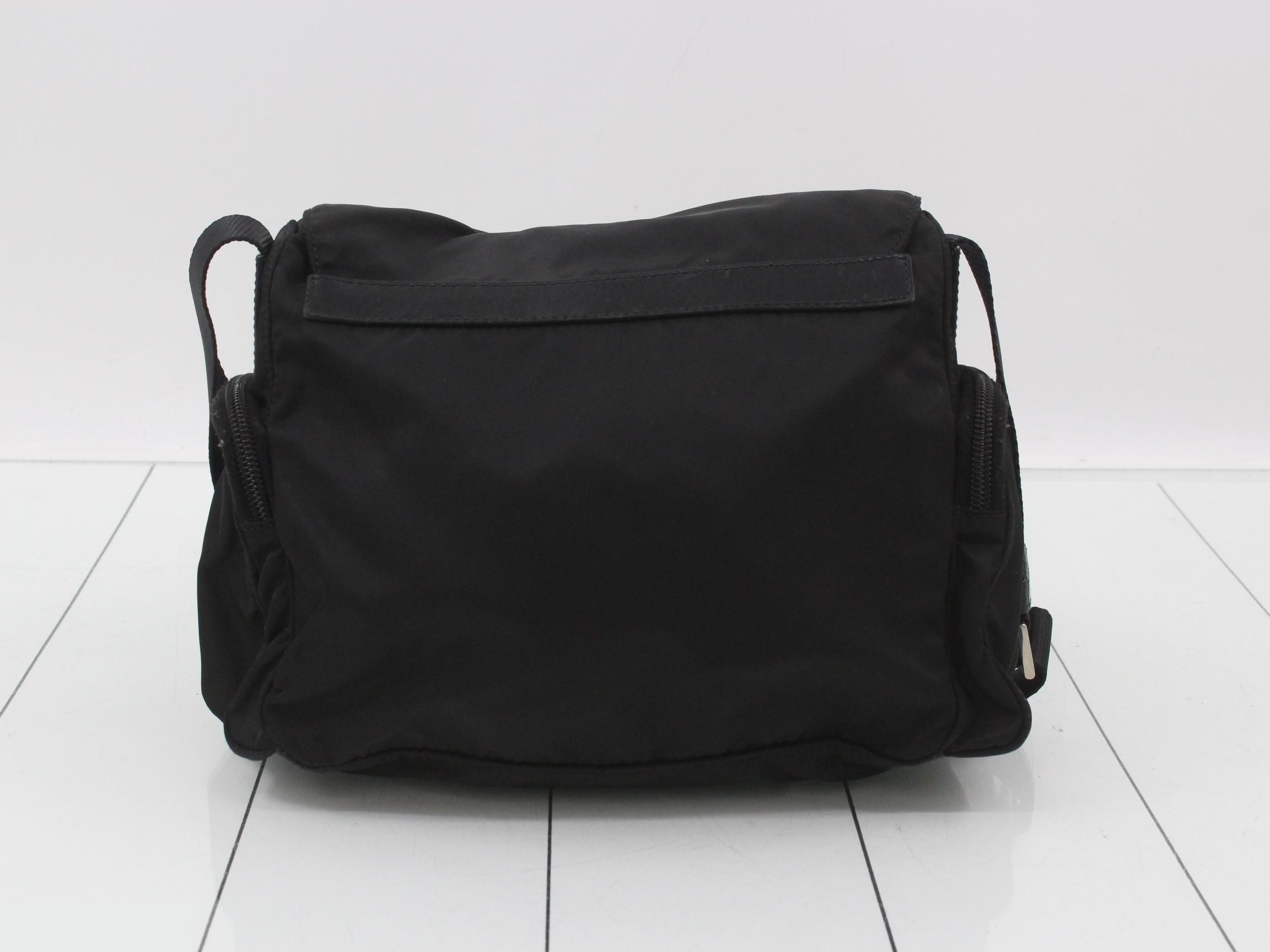 Nylon shoulder bag — view 2