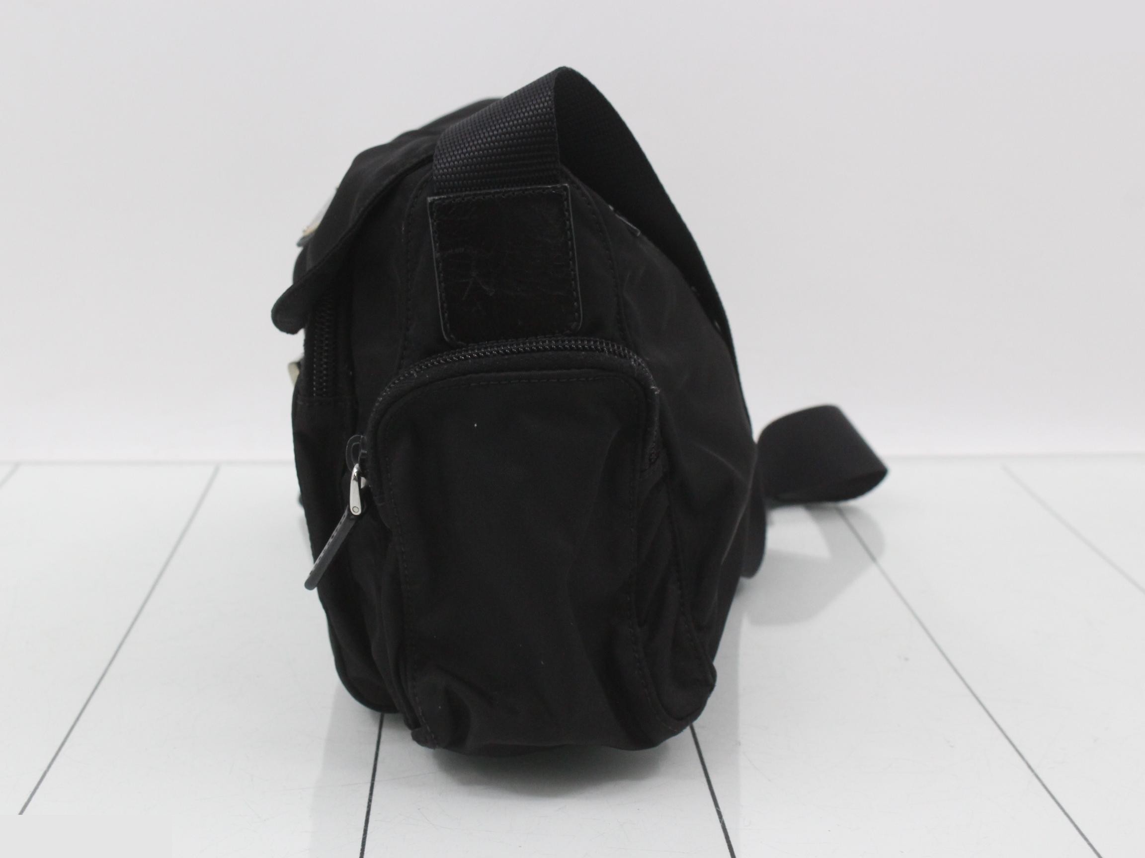 Nylon shoulder bag — view 3