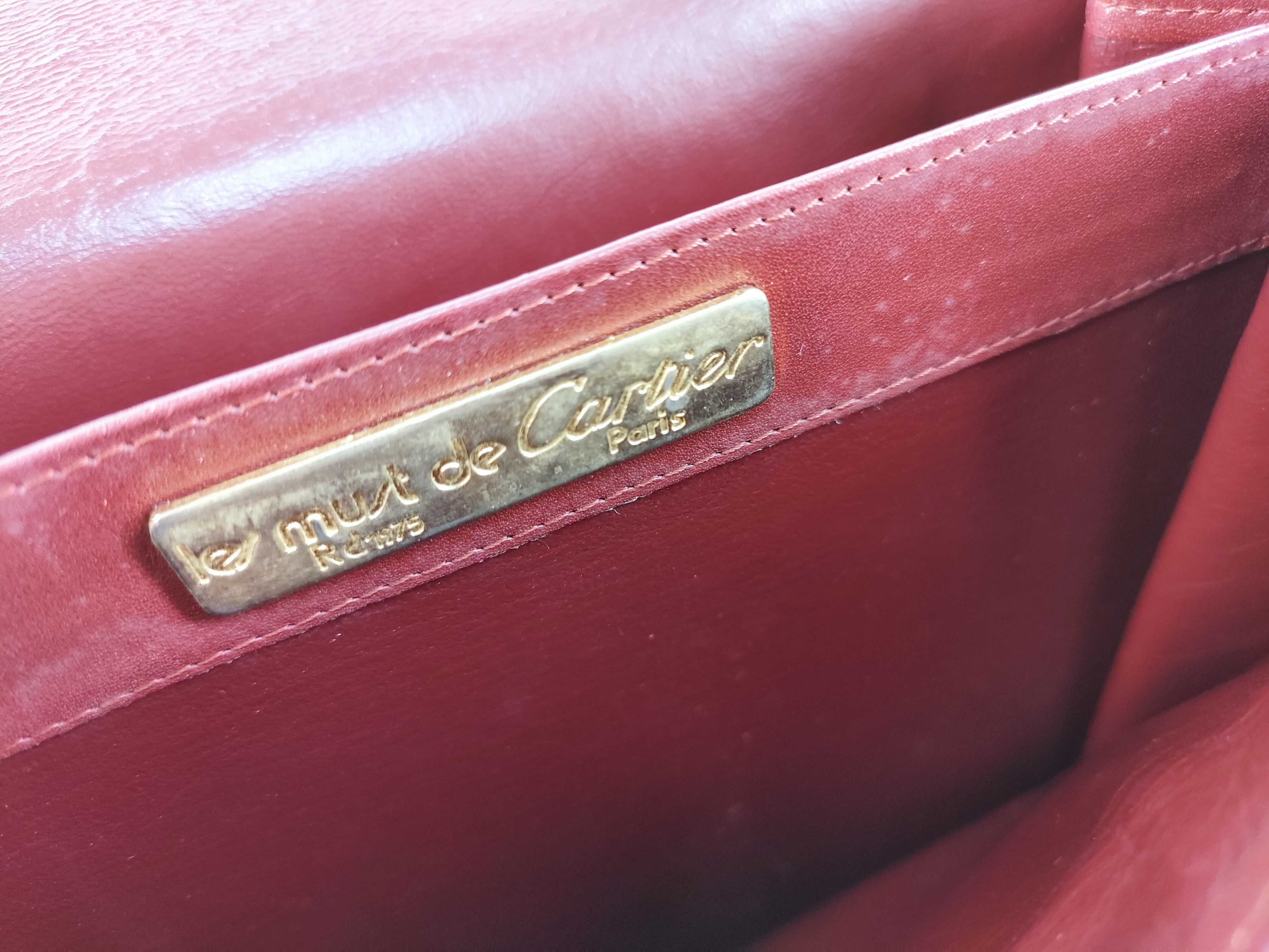 Must line shoulder bag — view 12
