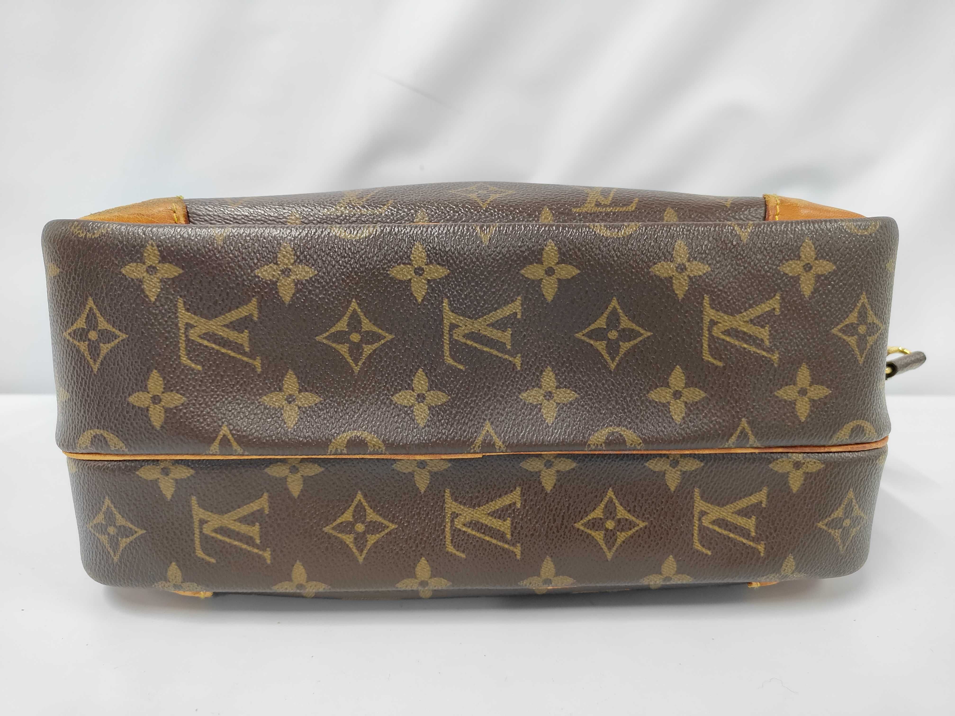 Monogram M45244 Nile Shoulder Bag — view 3