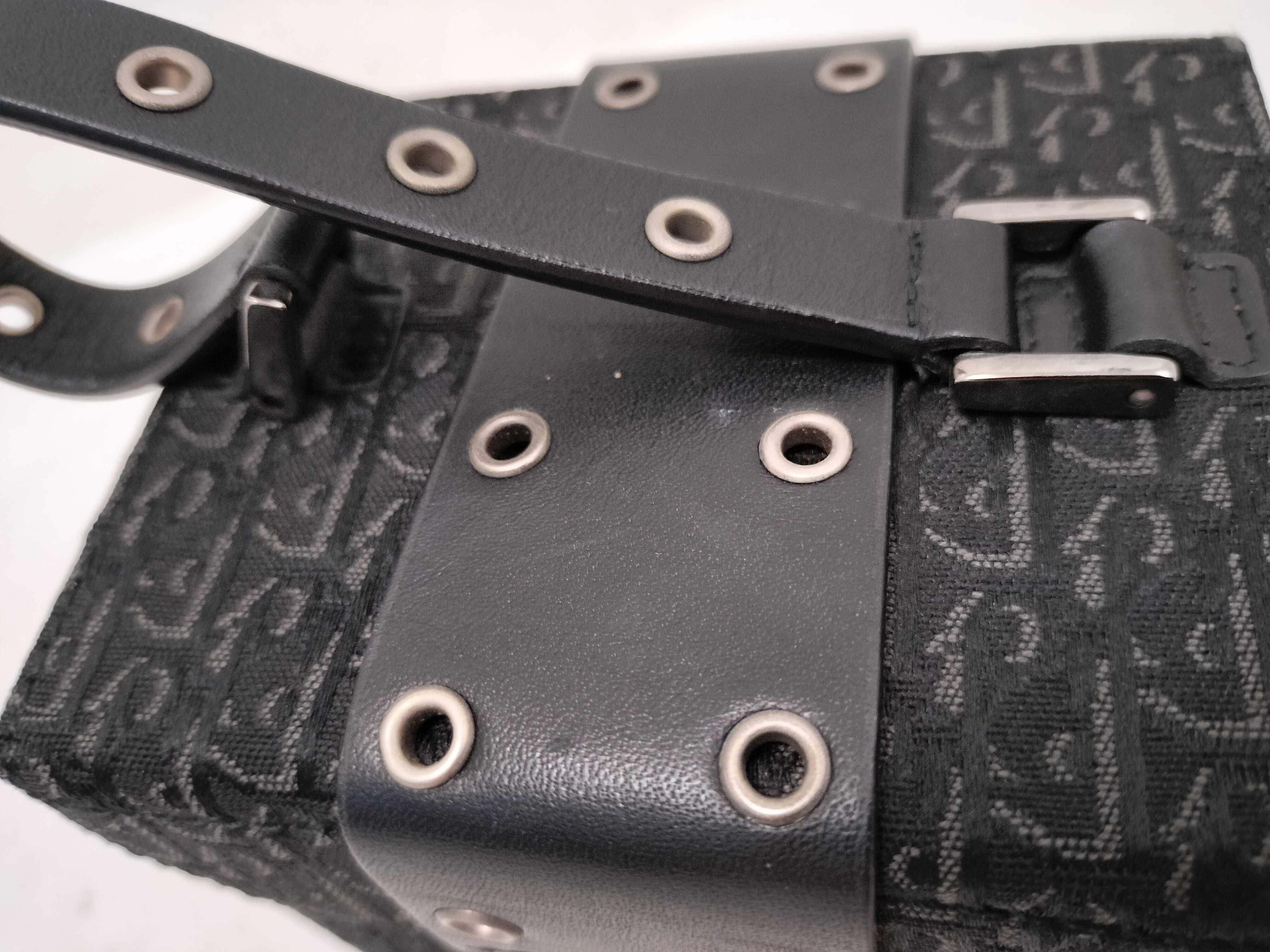 Trotter Street Chic Vanity Black Handbag — view 14