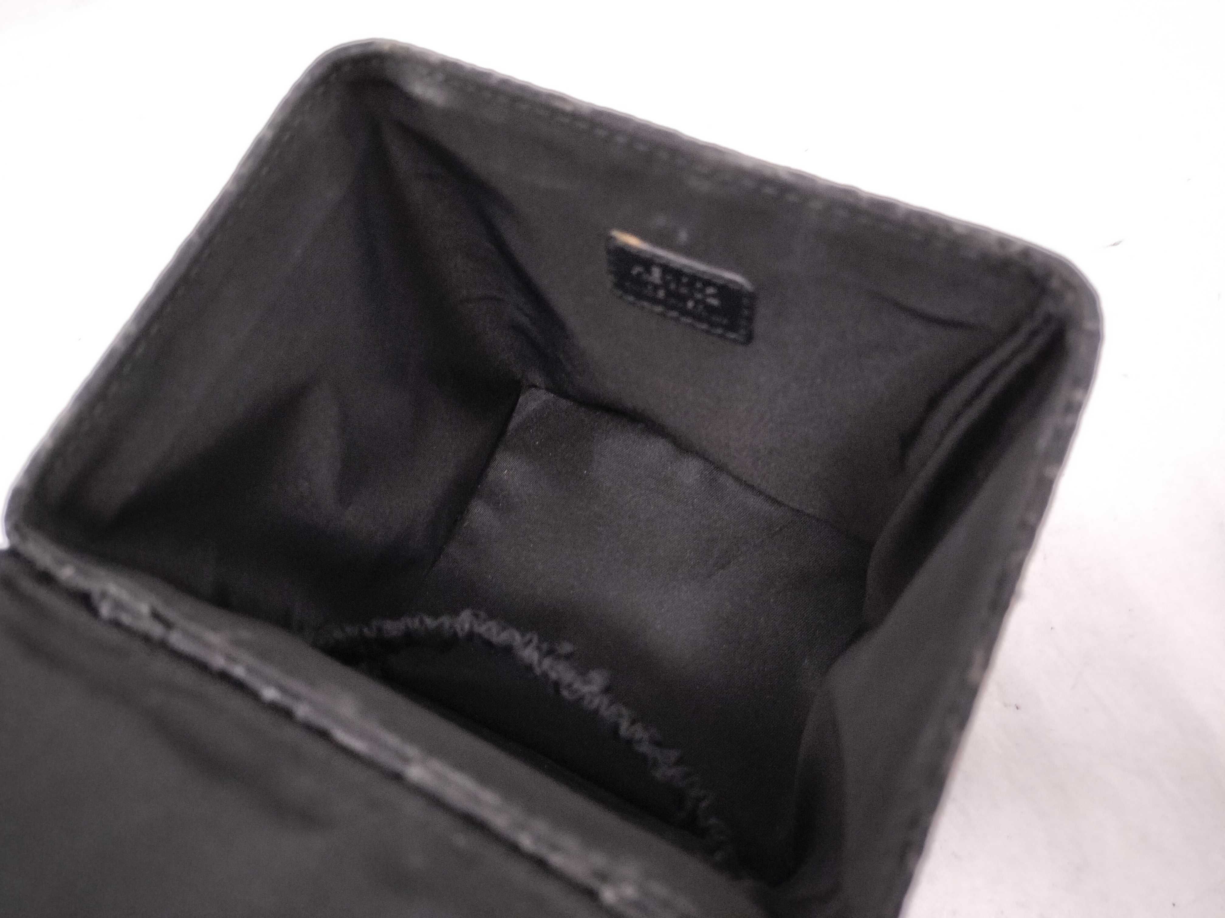 Trotter Street Chic Vanity Black Handbag — view 10