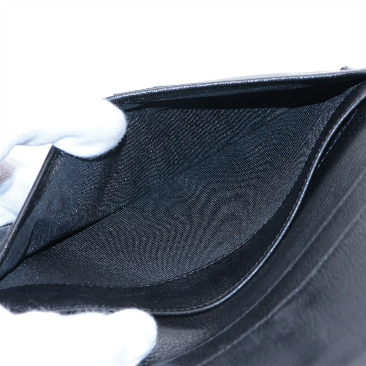 Camellia Lambskin Long Wallet, Black with Silver Hardware, 12693740 — view 8