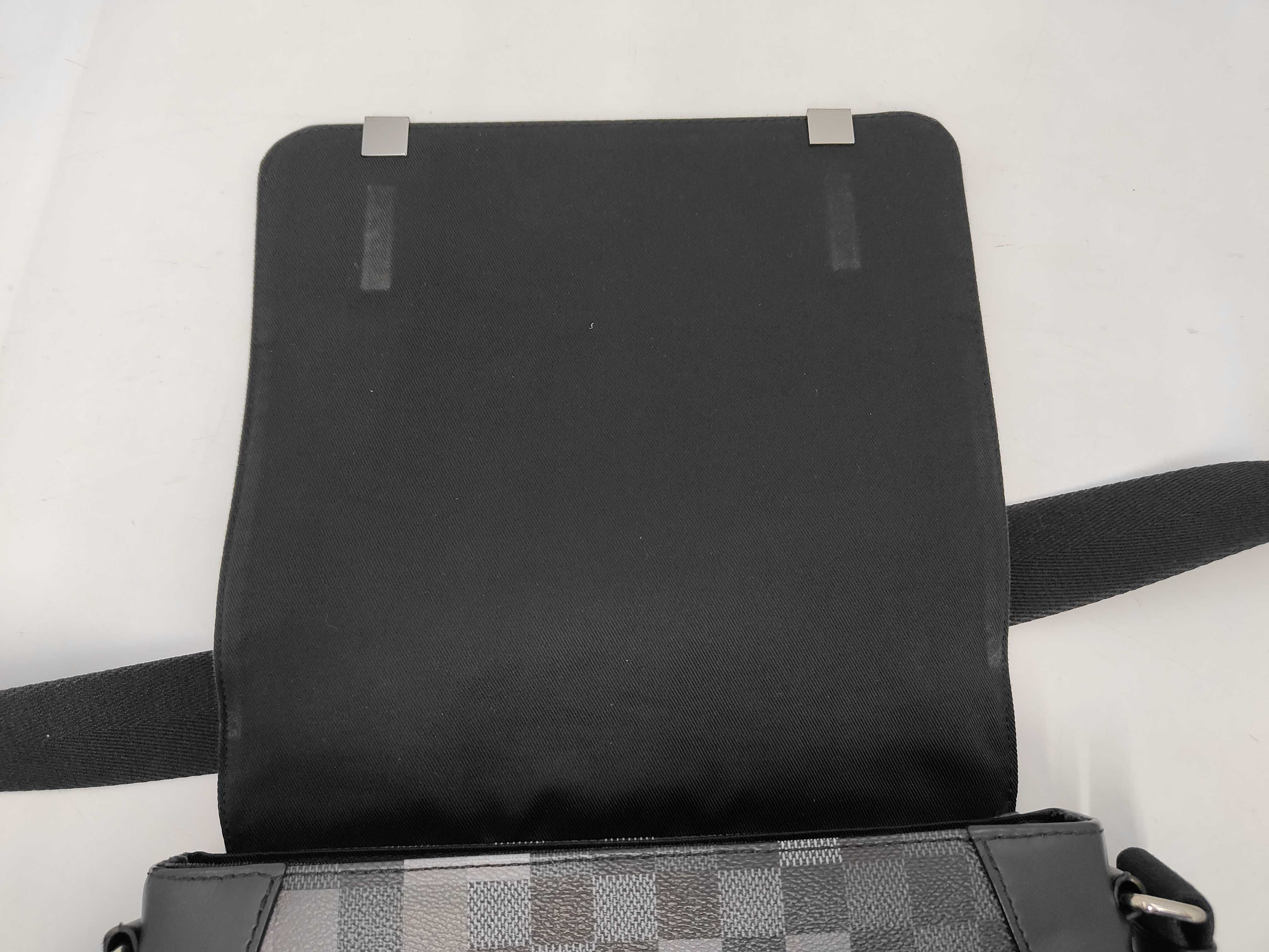 Damier Graphite Pixel District PM N40072 GA2148 Shoulder Bag — view 10