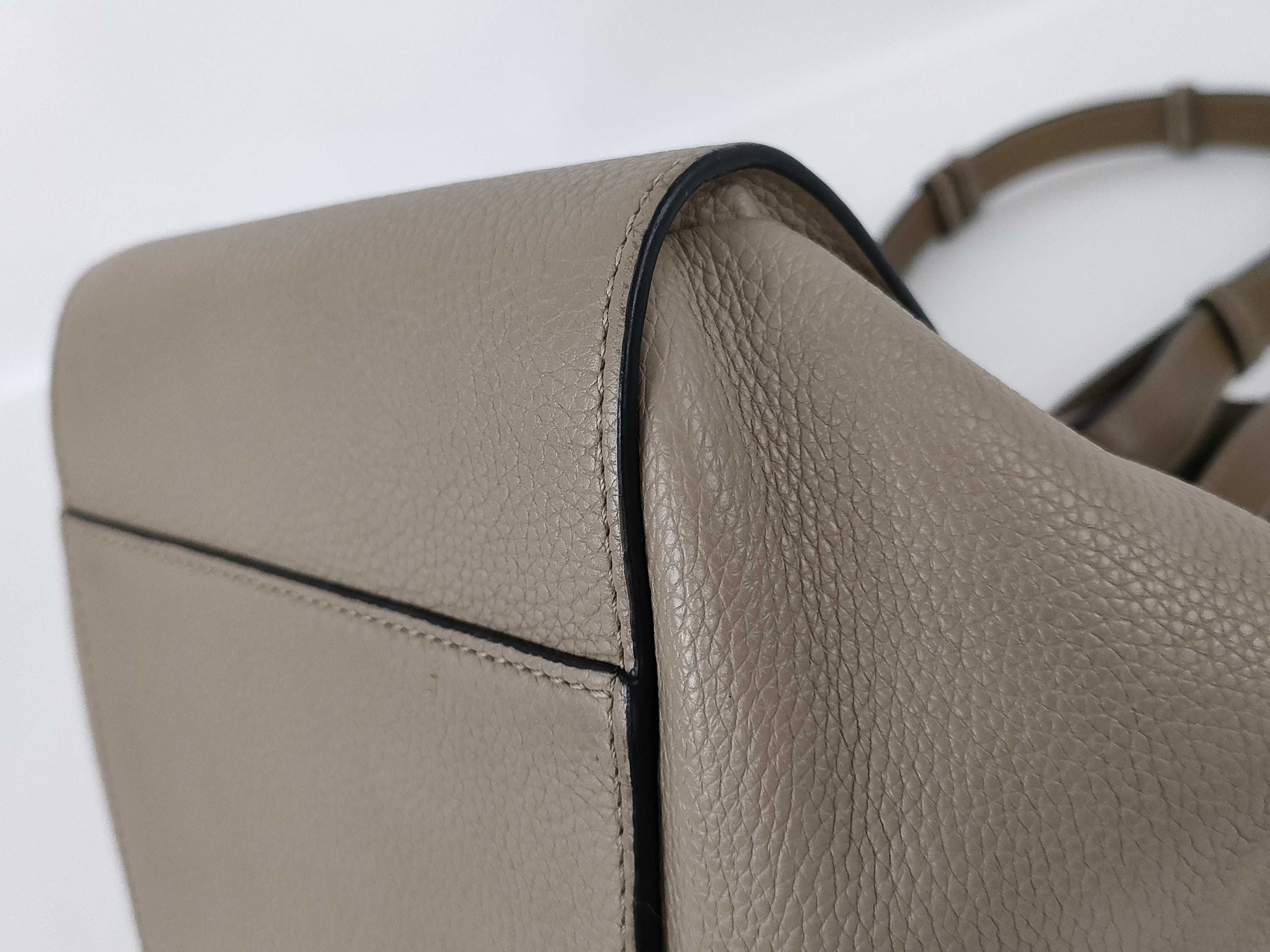 Hammock Handbag (Loewe handbag with paper bag) — view 7