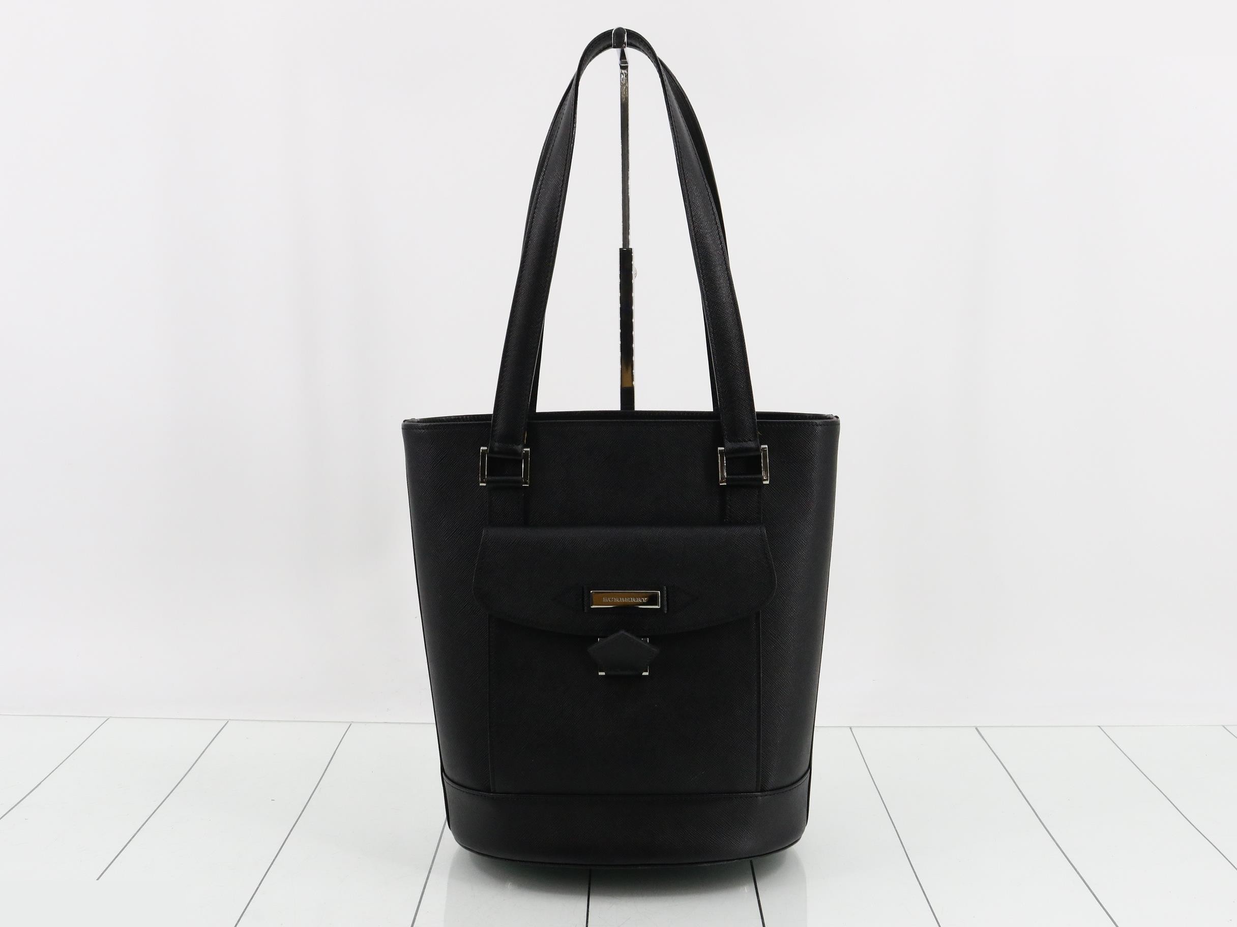 Other lines: Bags and tote bags
