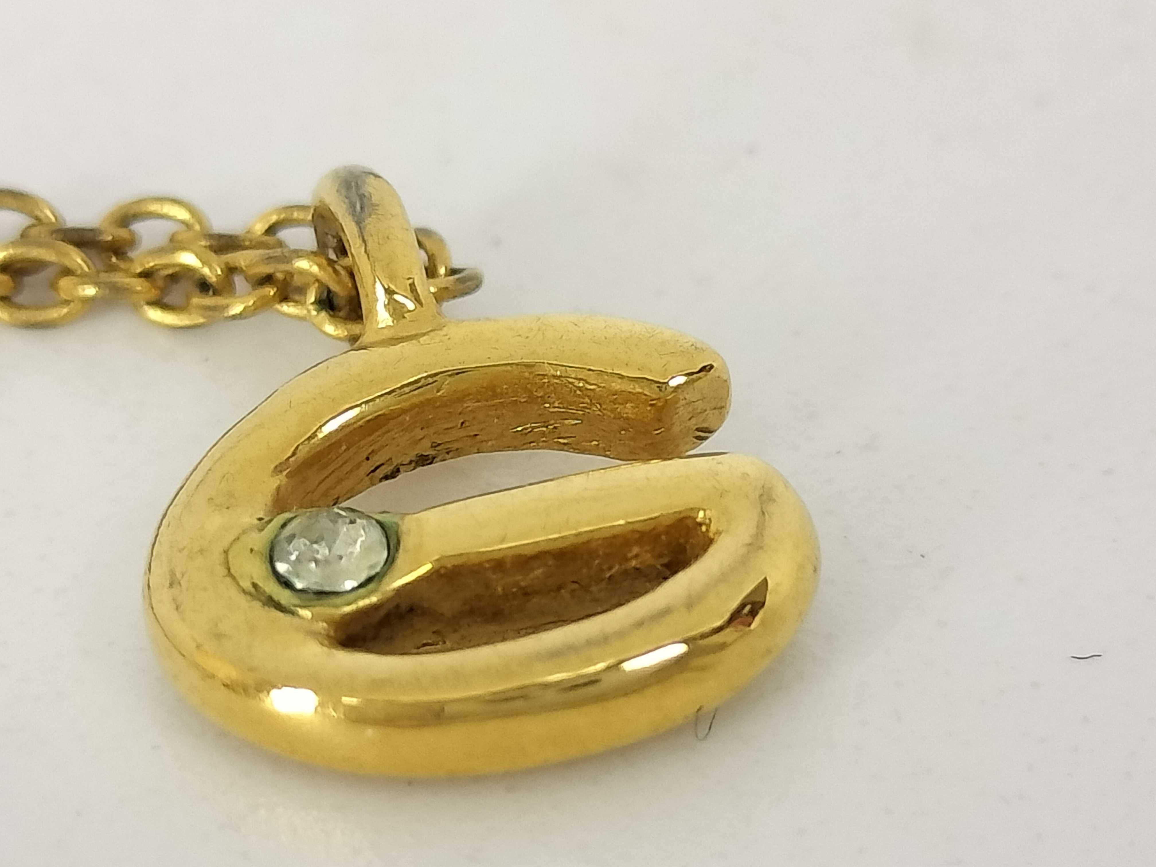 necklace, gold, G logo, rhinestone necklace — view 10