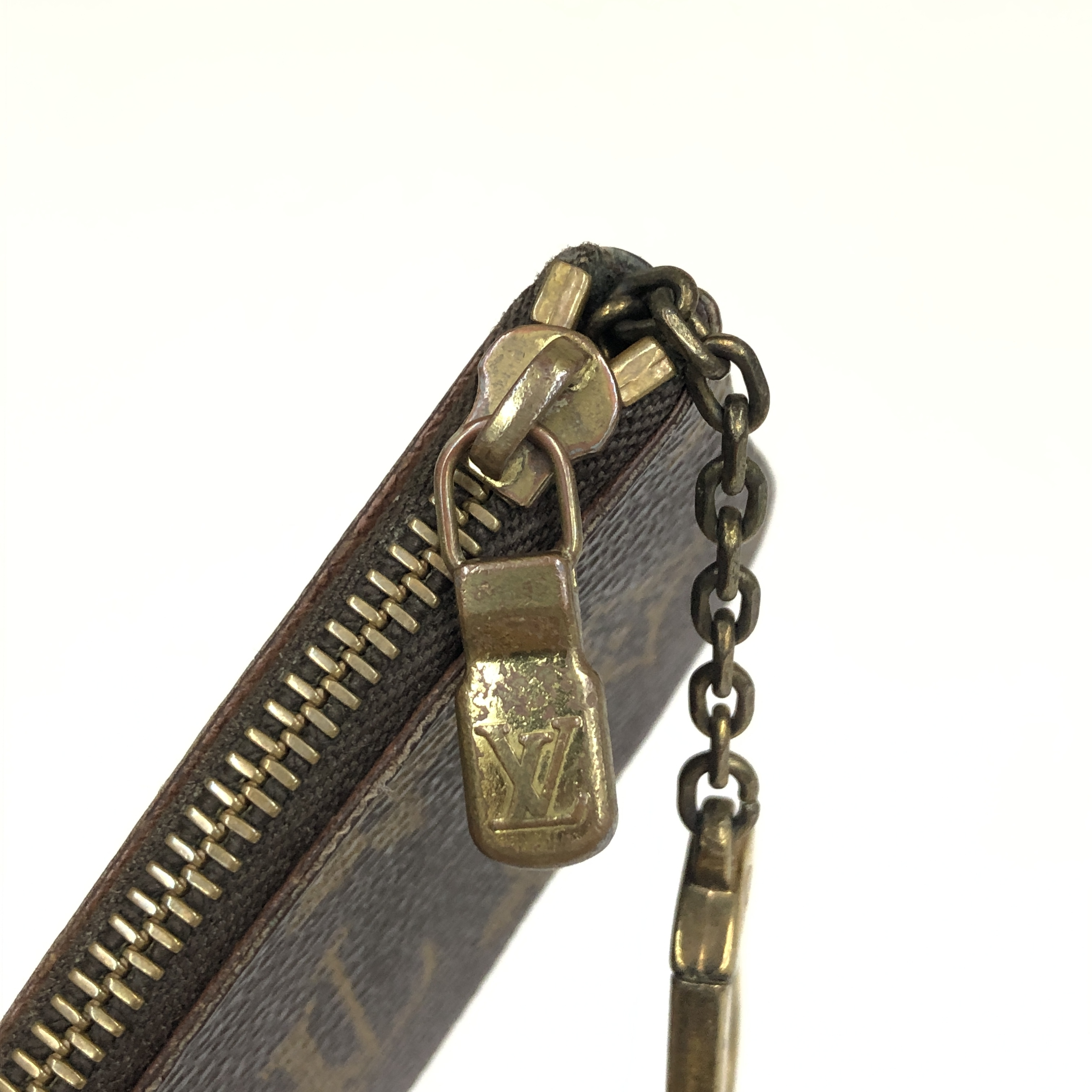 Monogram Pochette Clé Coin Case M62650 with Keyring CA0997 Compact Wallet Coin Purse Made in Spain — view 9