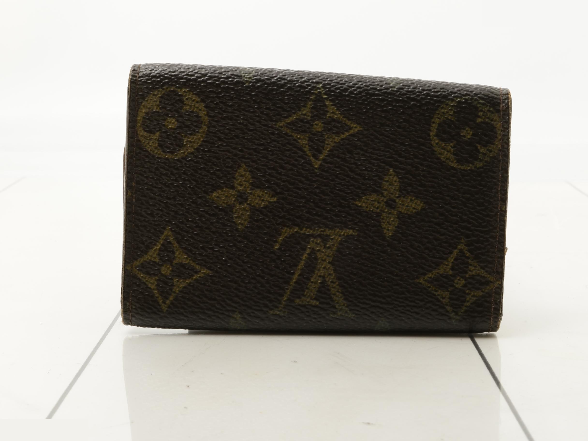 Monogram Multicles 6 Key Case M62630 FL0026 — view 2