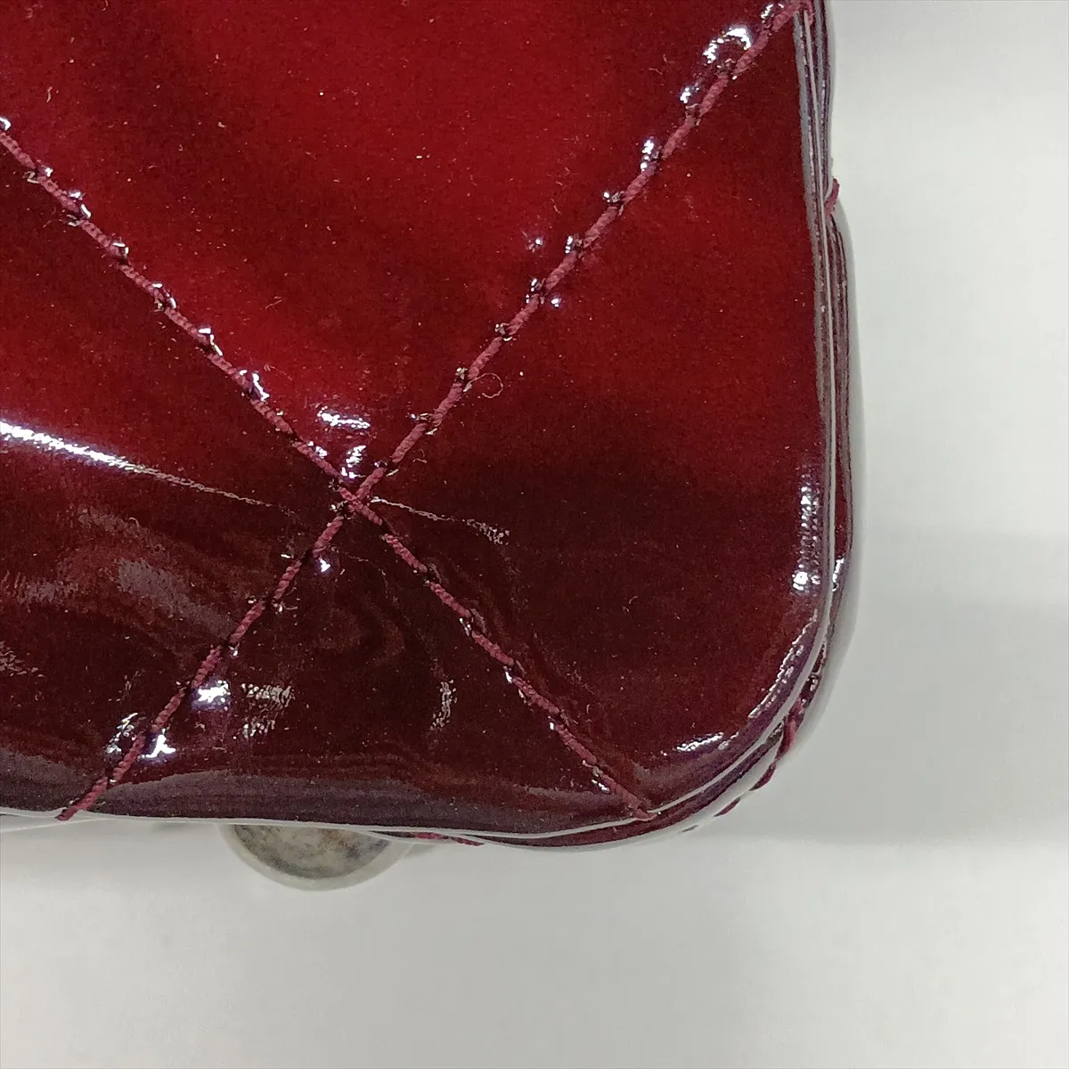 Matelassé Patent Leather Chain Shoulder Bag, Size 2.55, Red, Gunmetal Hardware, Item Number 15432358 (Serial Number in the 15s range) — view 14