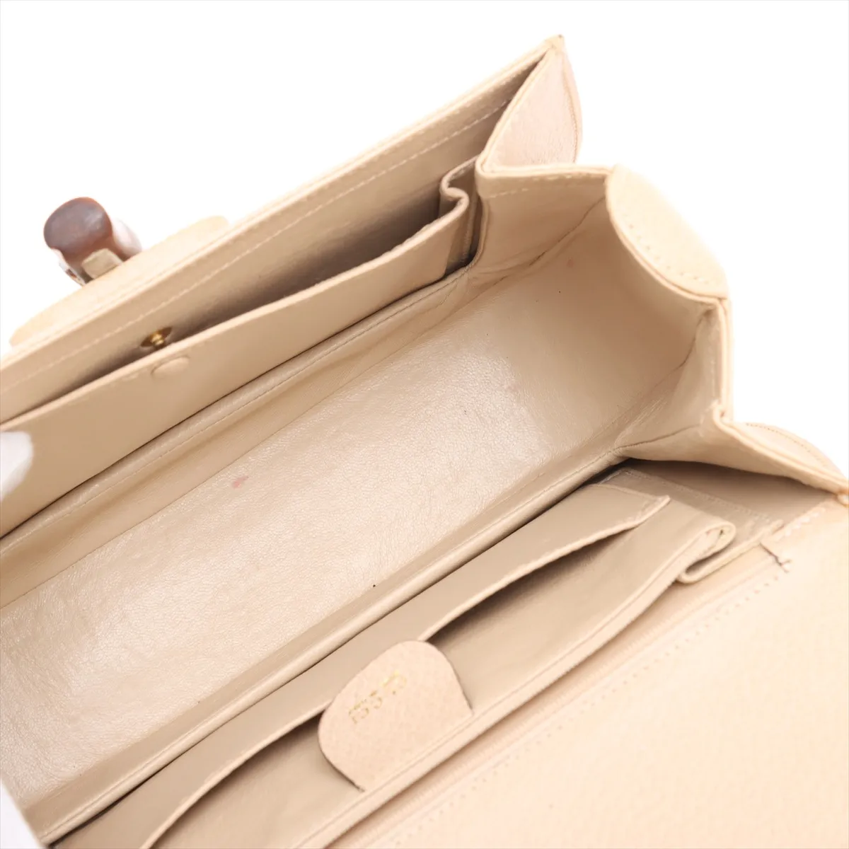 bamboo leather 2WAY handbag beige with mirror — view 9