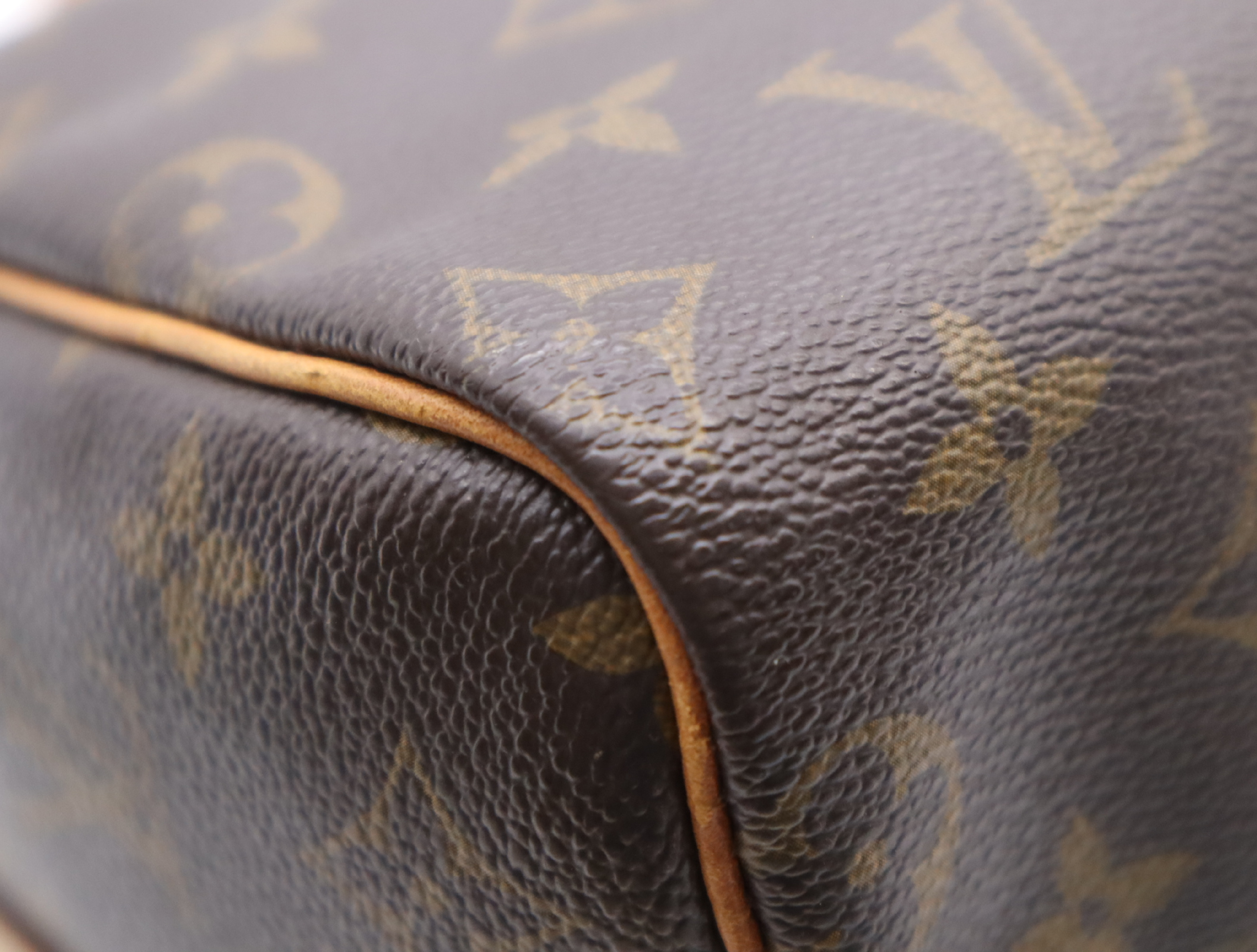 M41113 Monogram Speedy Bandoulière 25 Handbag with Shoulder Strap and 2 Keys — view 6