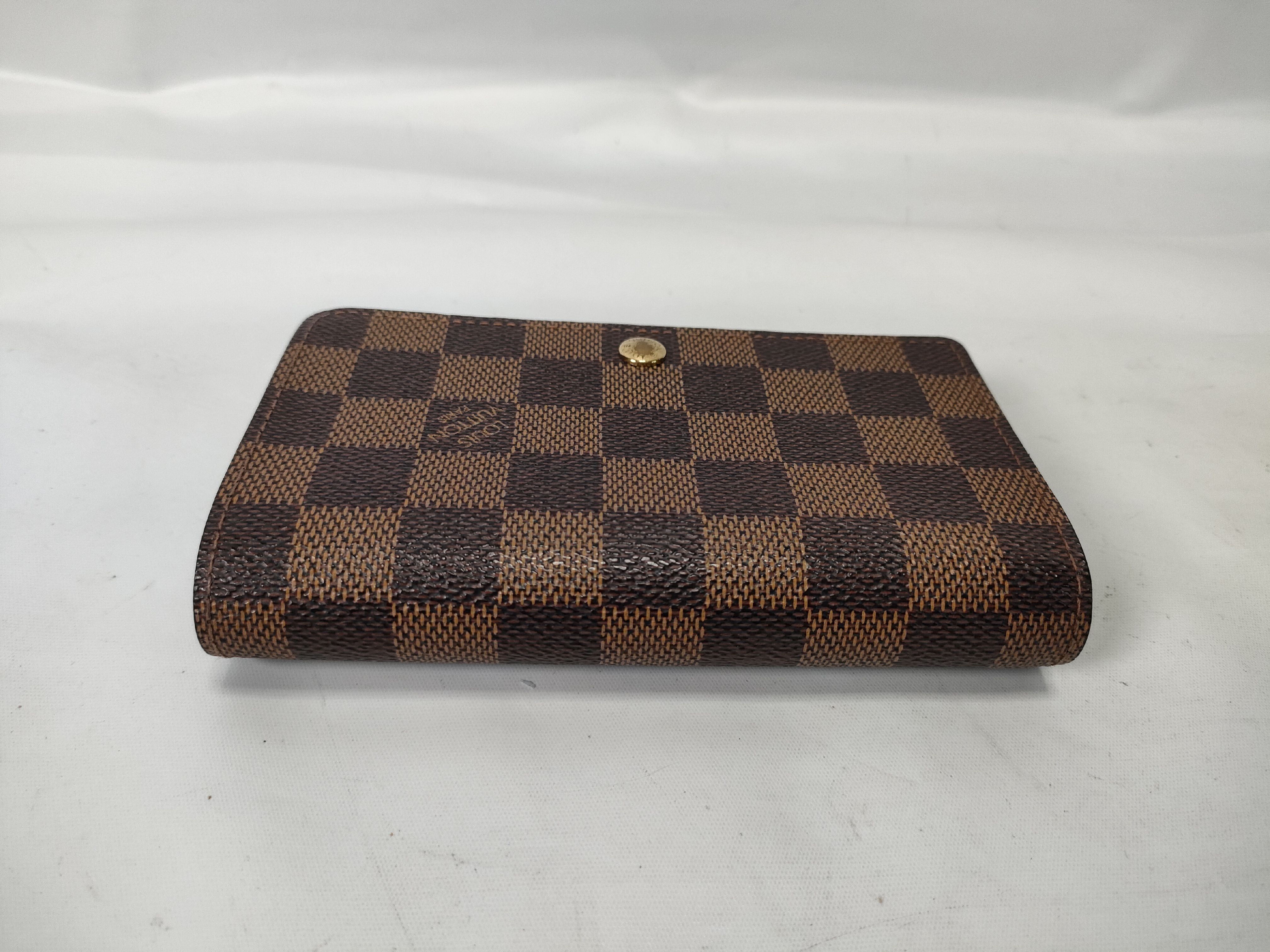 Damier Vuitton Tresor Damier Wallet — view 6