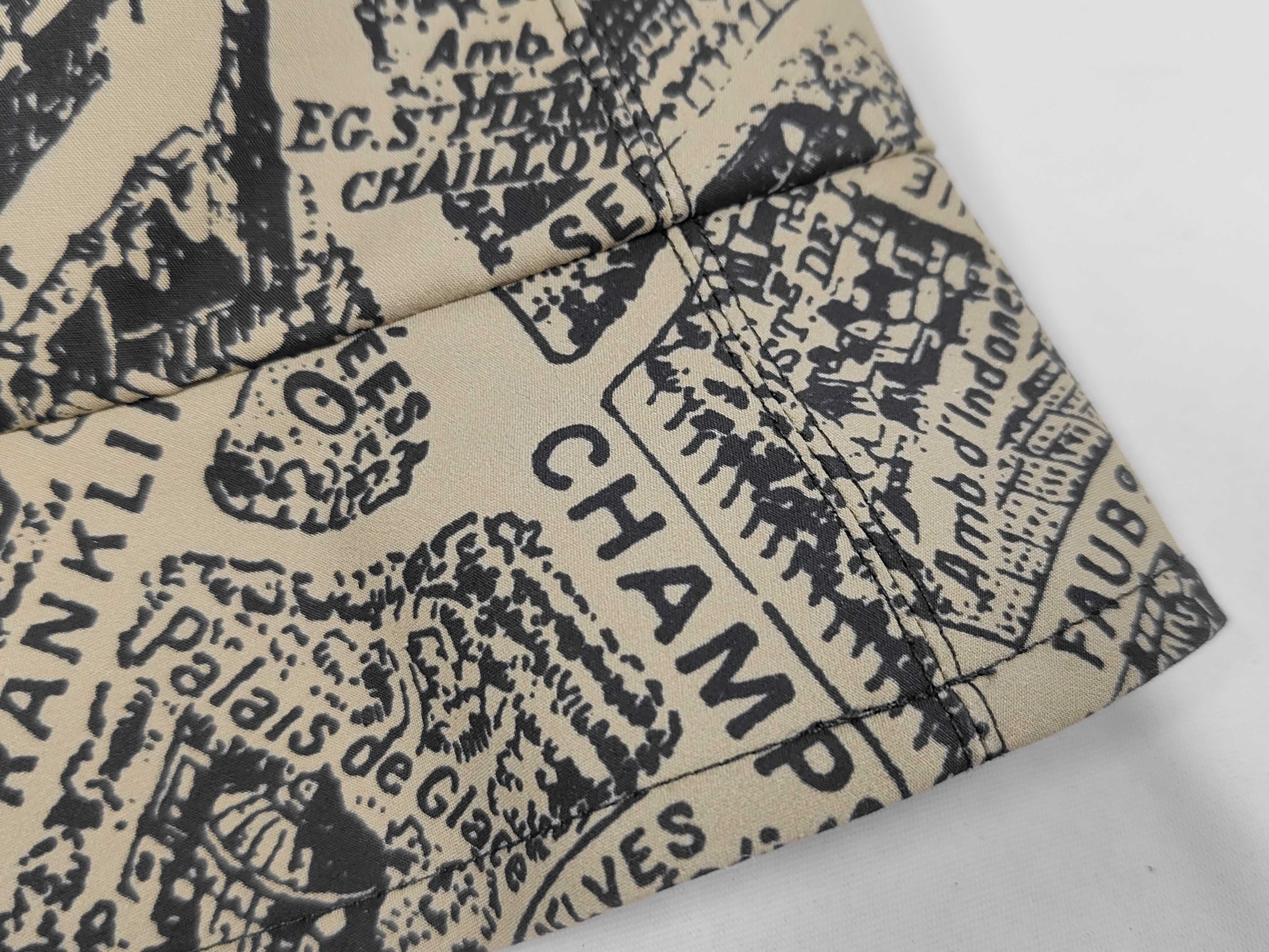 hat (unused), Paris map, and other accessories. — view 10