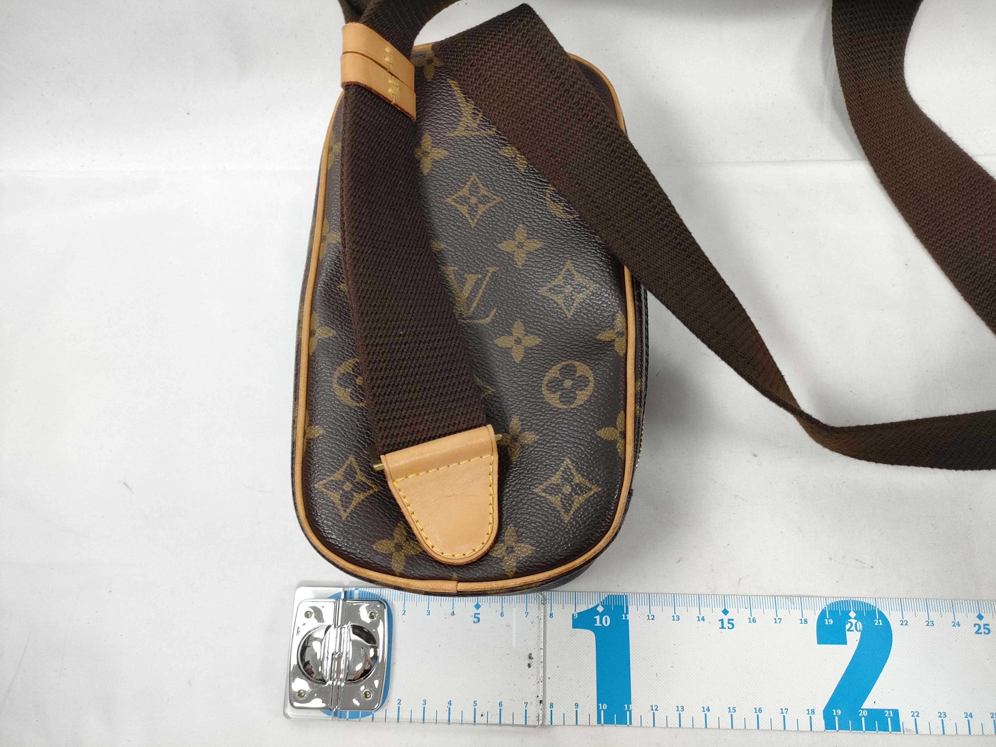 Monogram Pochette Gange M51870 CA0026 Shoulder Bag — view 2