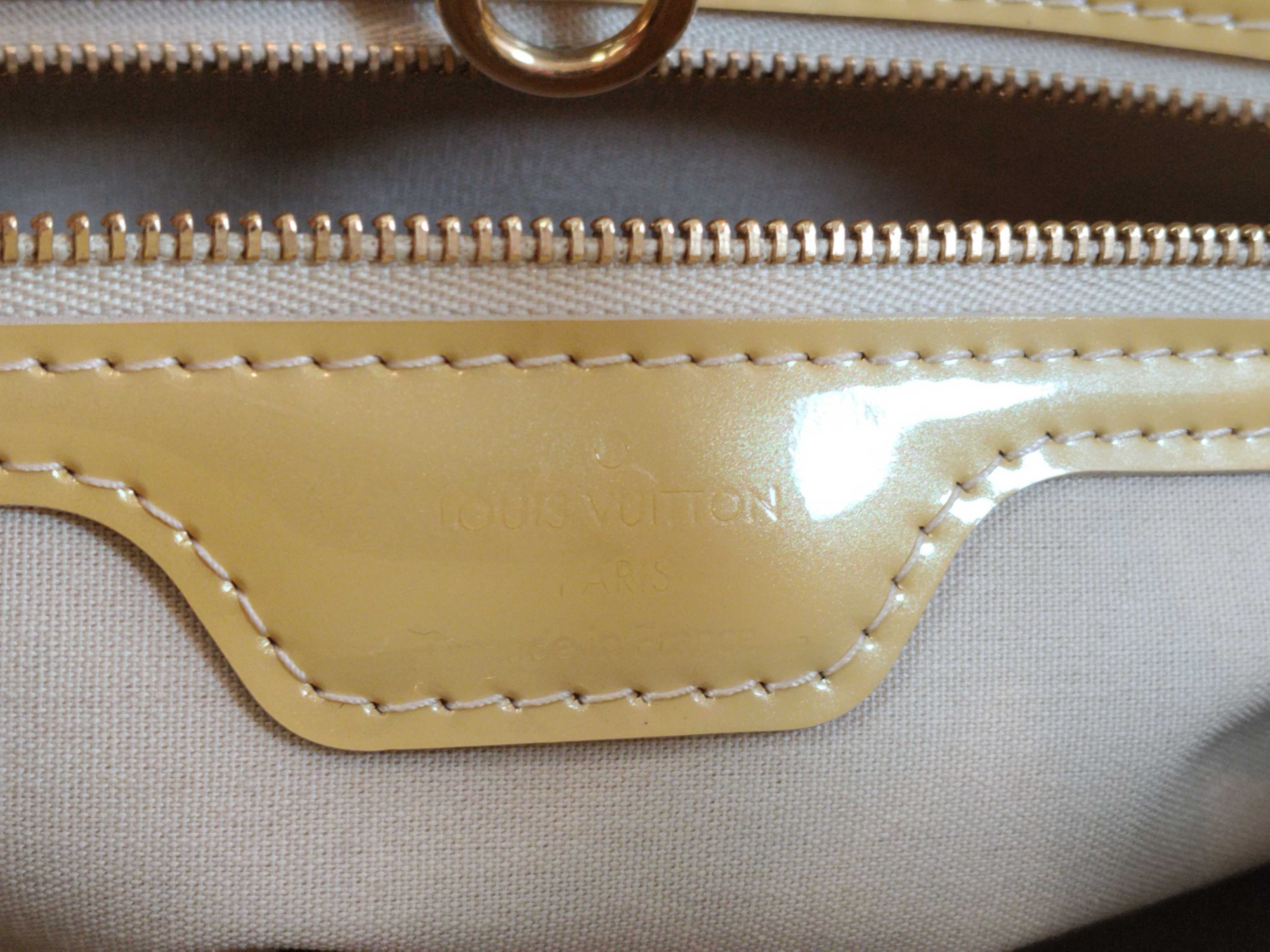 Vernis Wilshire PM Handbag — view 11