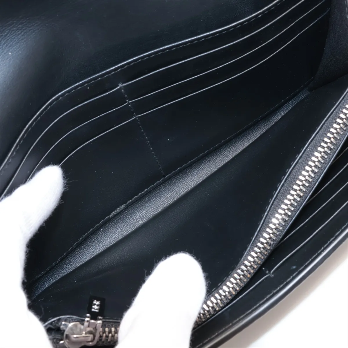 Oblique Gravity Leather Long Wallet, Black — view 6