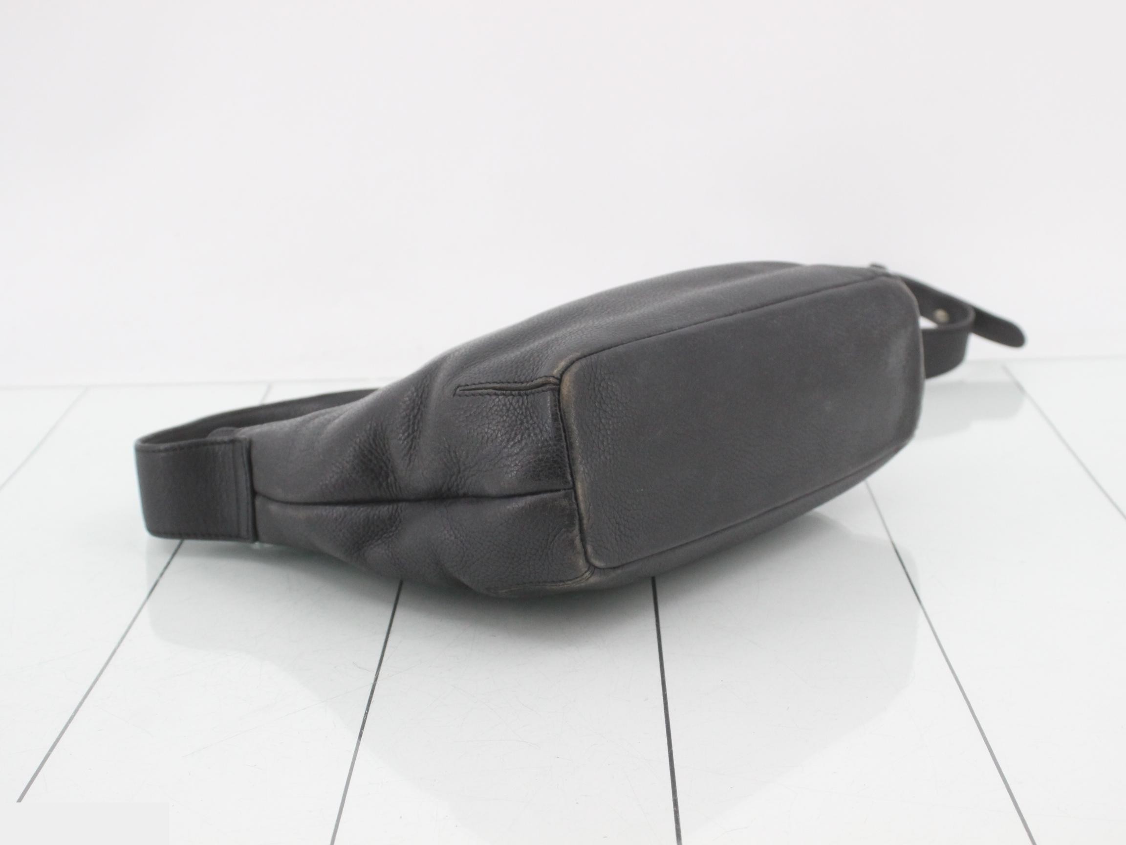 Leather shoulder bag — view 5