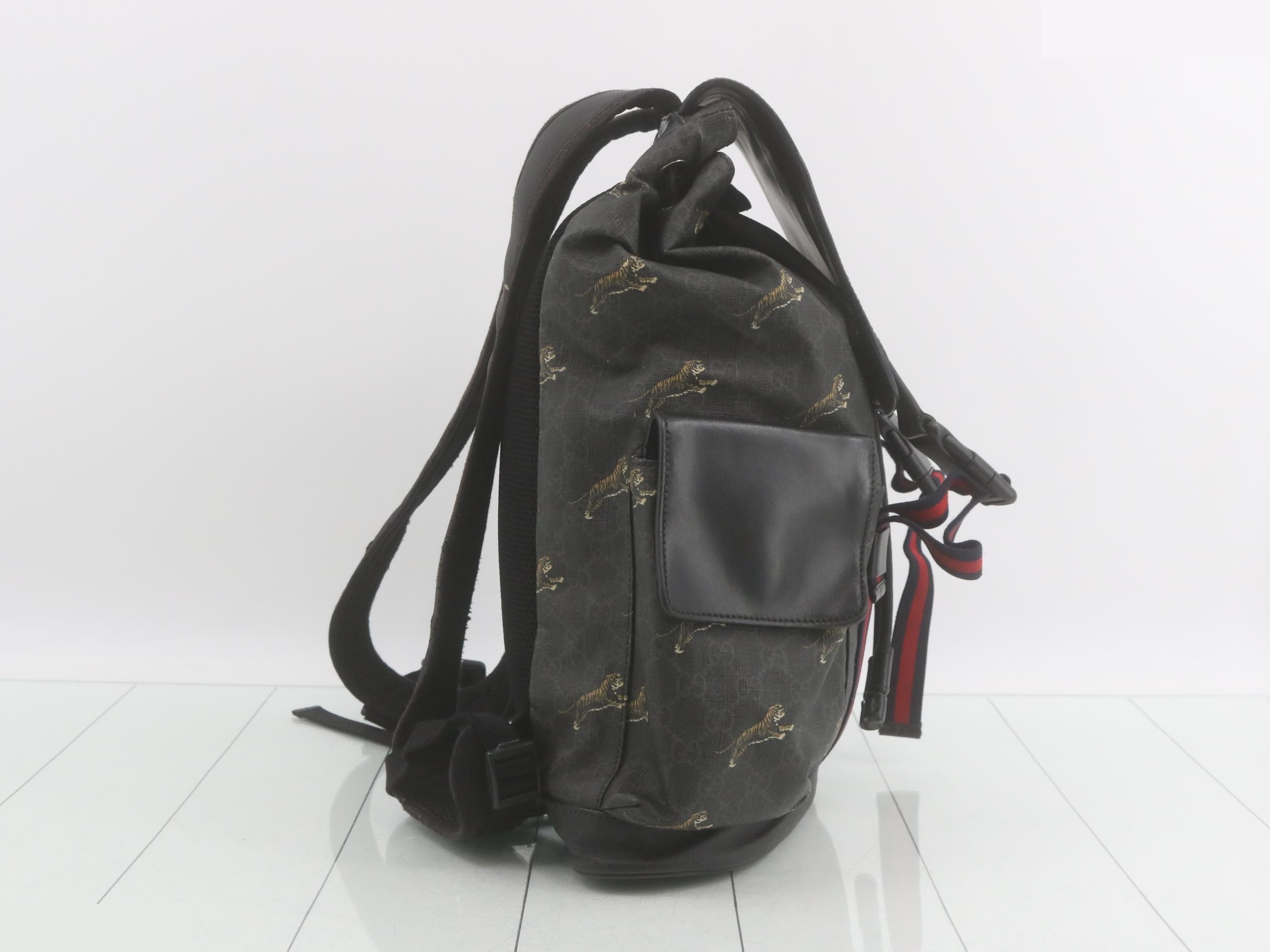 GG Supreme Tiger Backpack, Sherry Line, Black/Gray — view 4