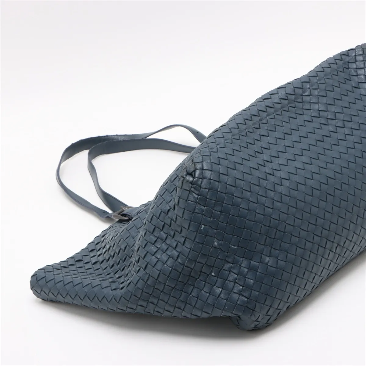 Intrecciato Leather Tote Bag Navy — view 4