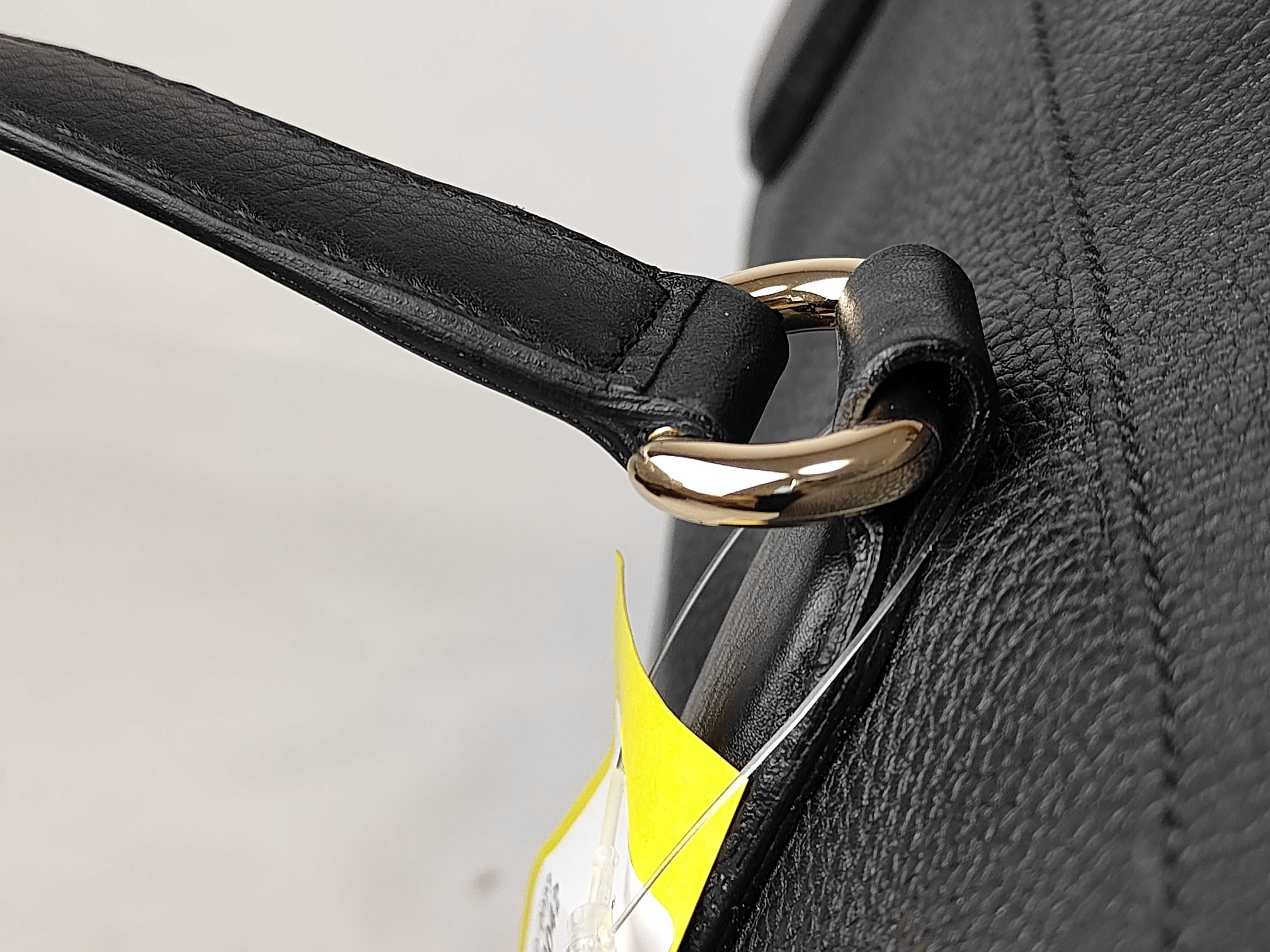 Soho Interlocking G 282306 GG Leather Hand Tote Bag — view 5