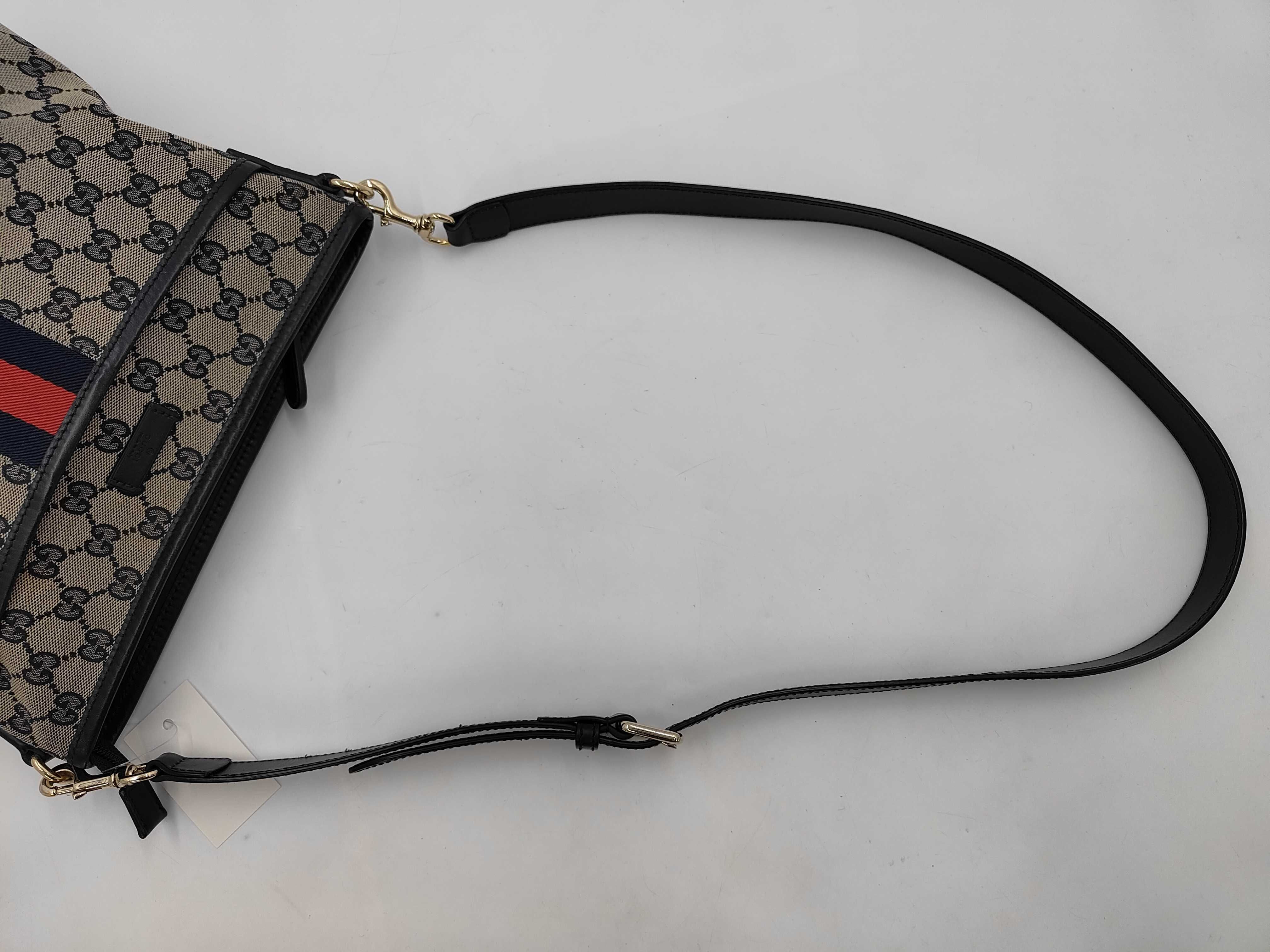 GG Canvas Sherry Line Shoulder Bag — view 3