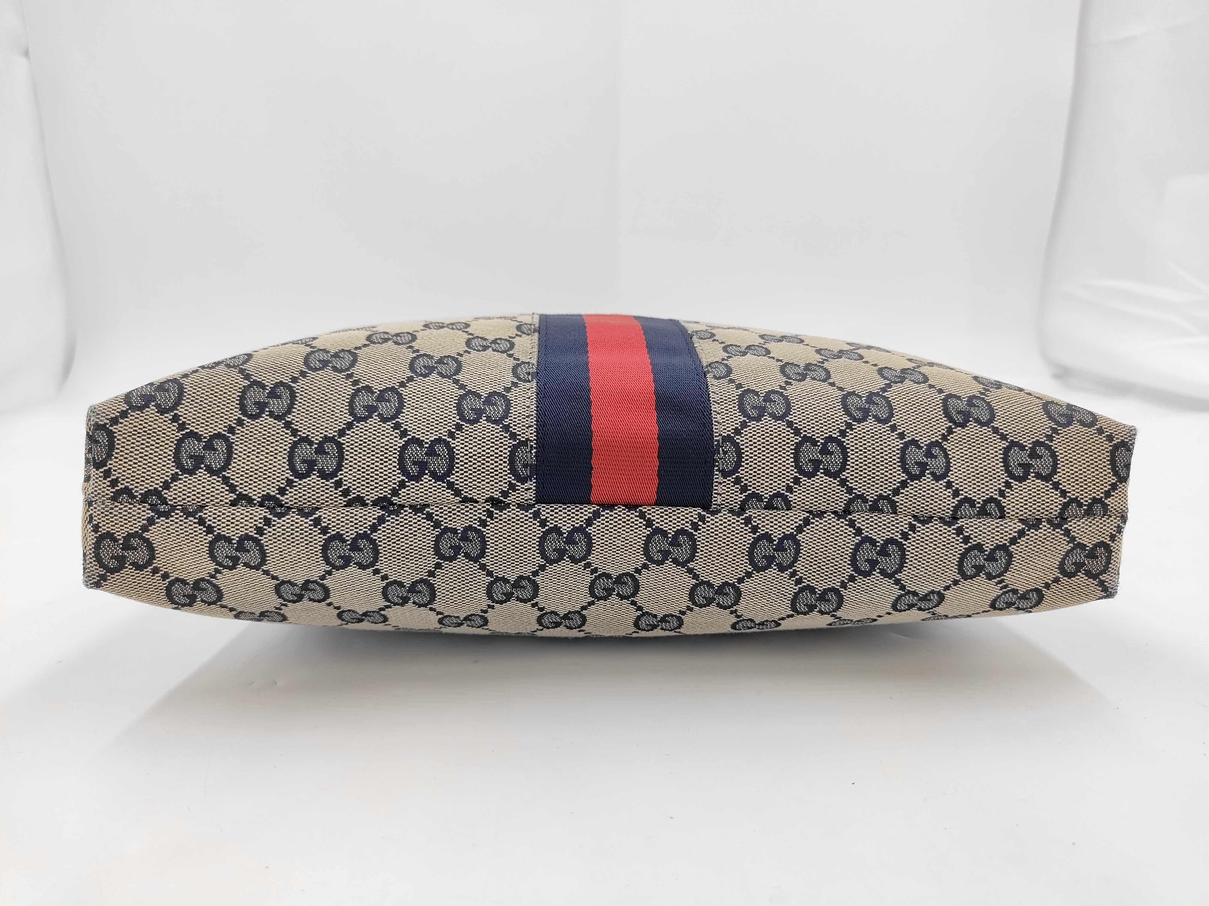 GG Canvas Sherry Line Shoulder Bag — view 5
