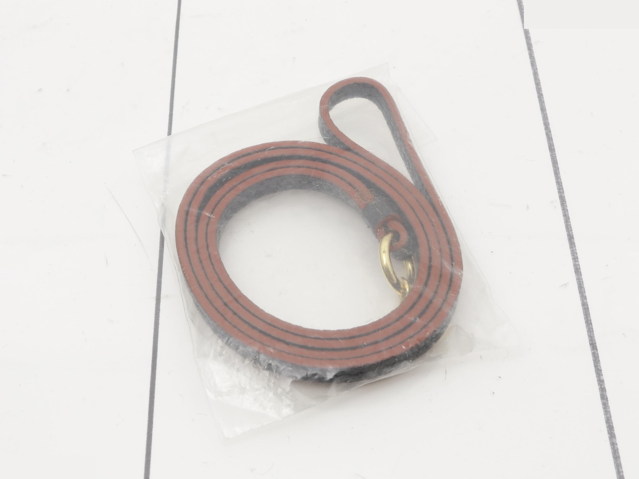 Matelassé (bag) and earphone case — view 4