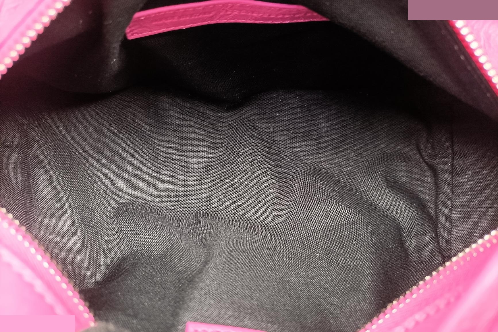 Super Busy XS Sling Bag, Leather, Pink — view 6