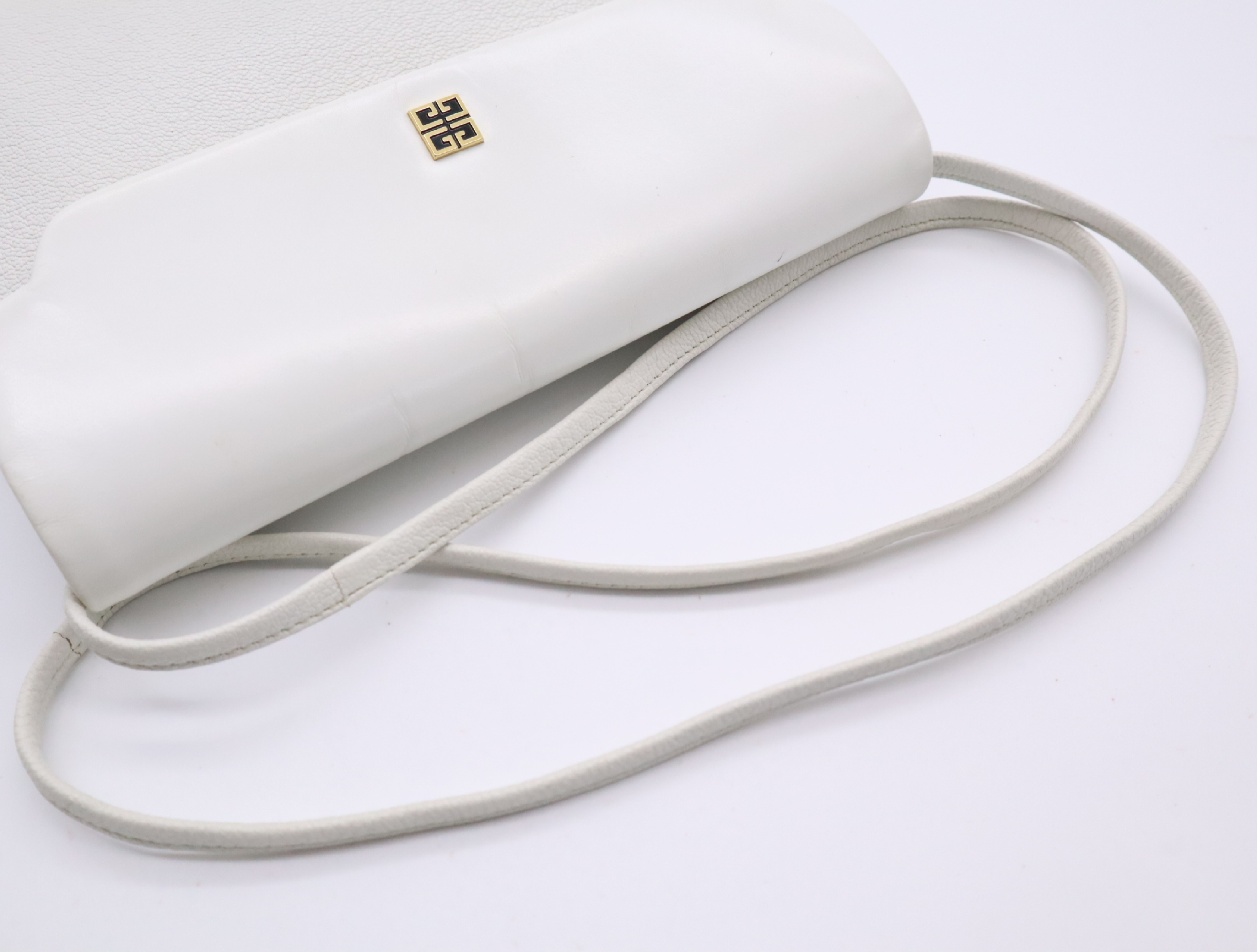 Leather 4G Logo Hardware Shoulder Bag, White, with Dust Bag — view 10
