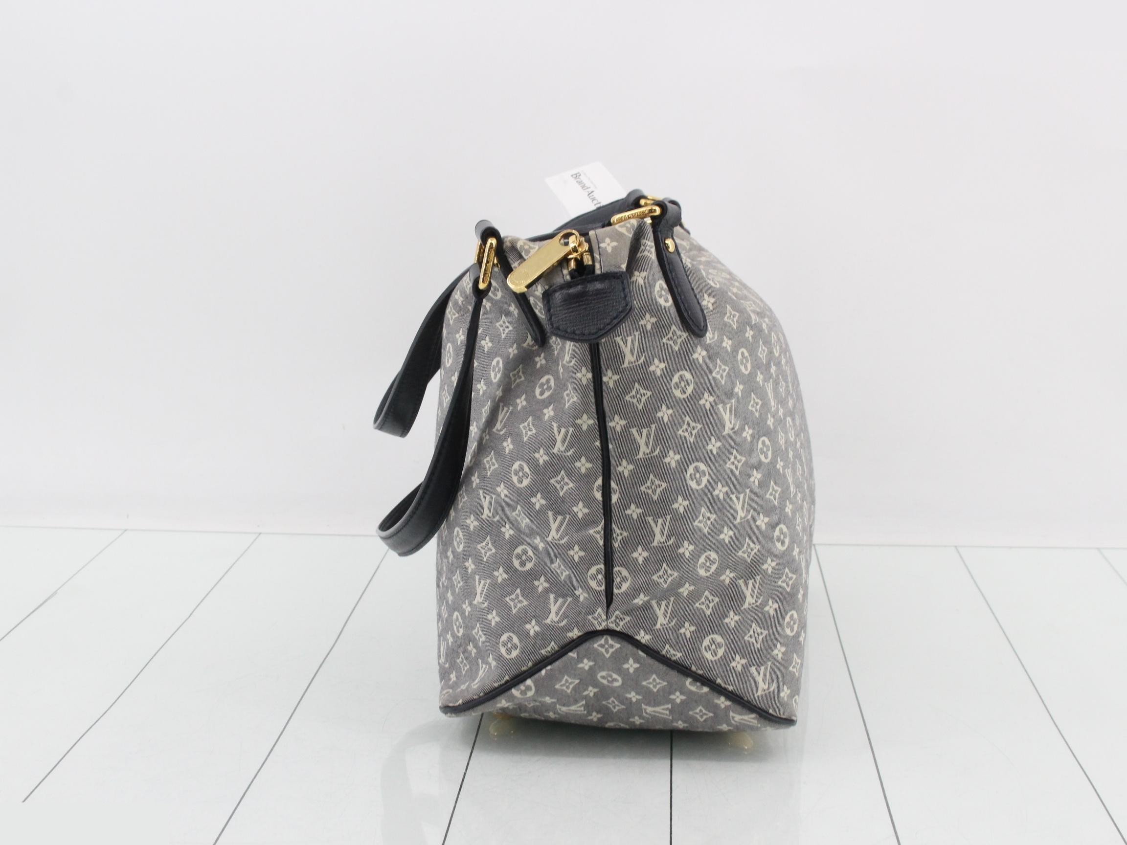 Ballad MM Shoulder Bag — view 4