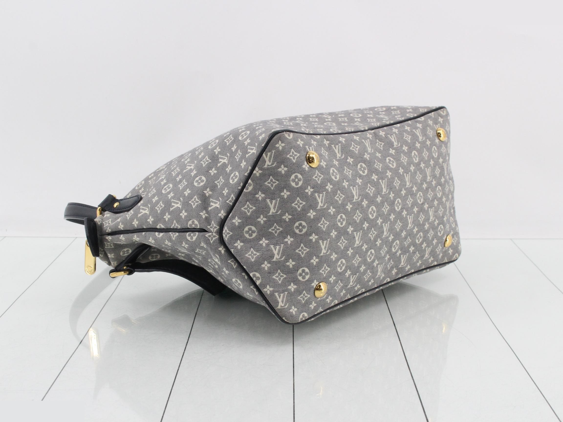 Ballad MM Shoulder Bag — view 5