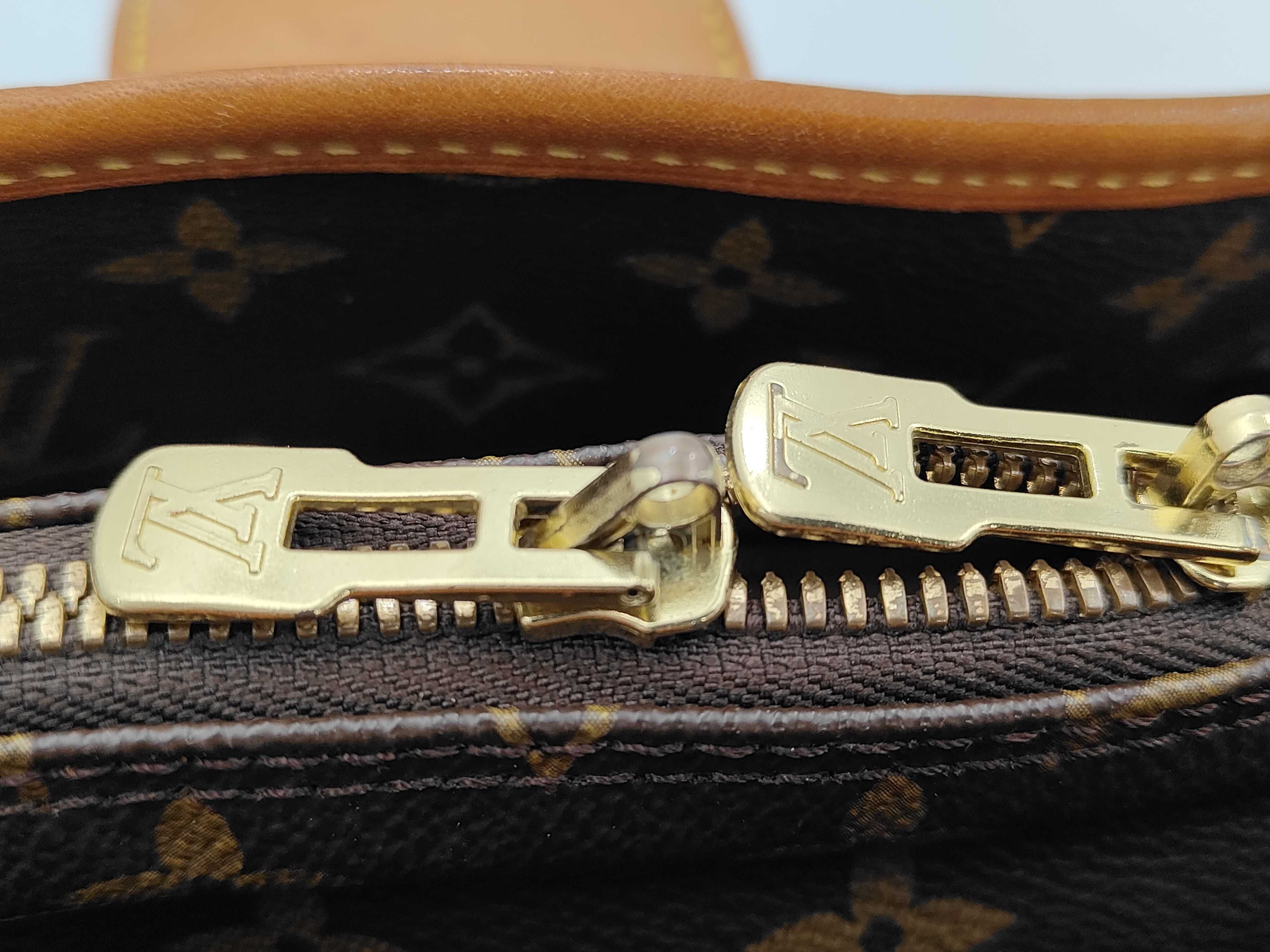 M53380 / Rivoli Handbag Monogram Handbag — view 10