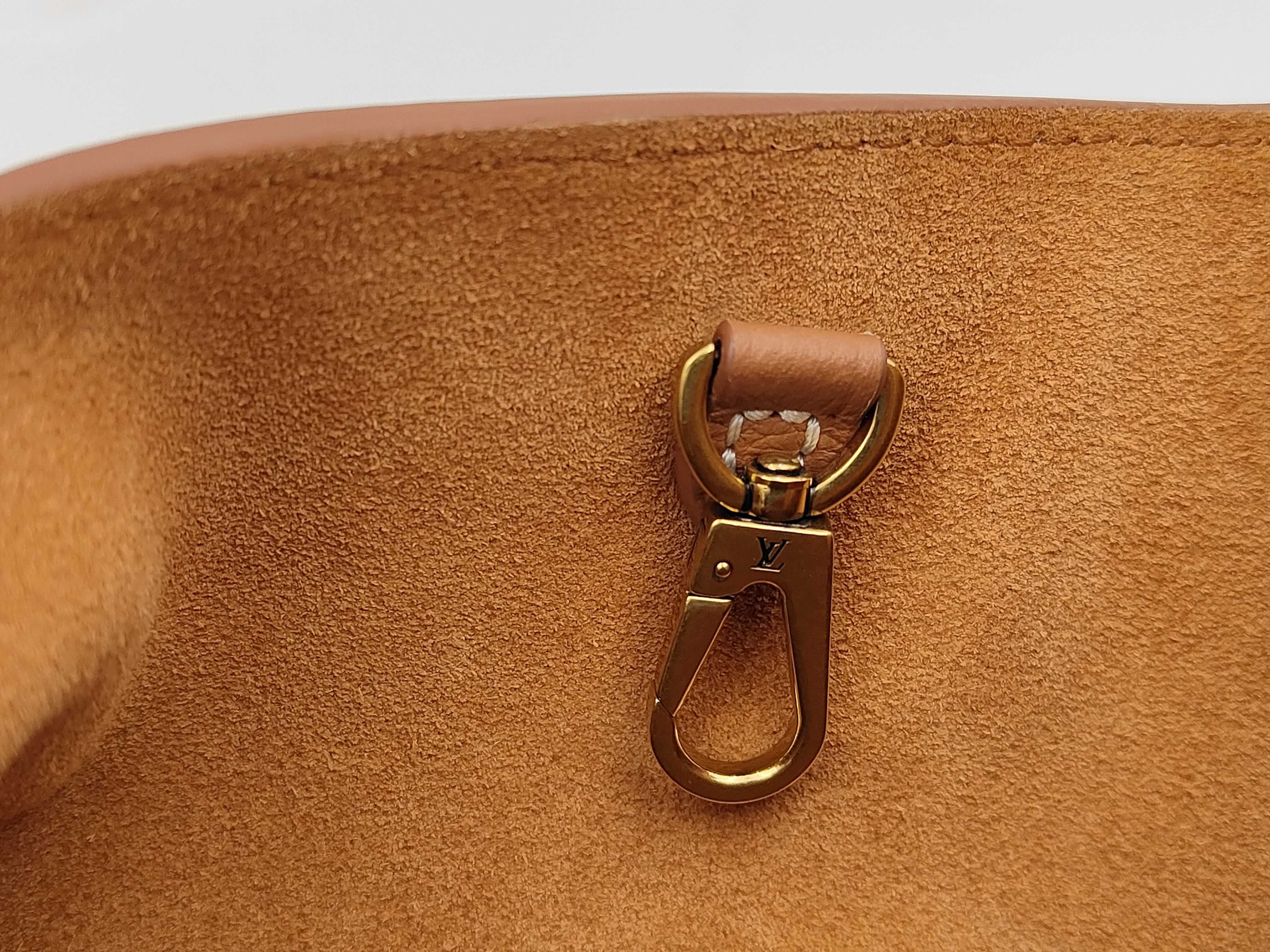 Low Key Hobo PM Cognac M25354 RFID Shoulder Bag — view 11