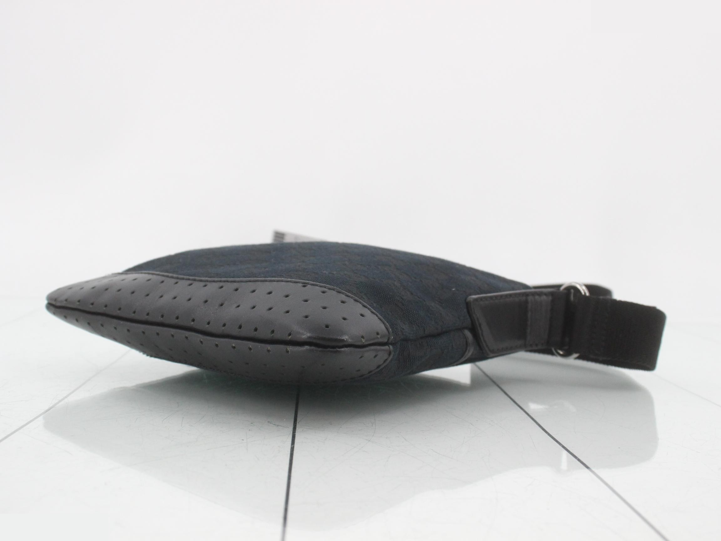 GG Canvas (Bag) - Shoulder Bag — view 6