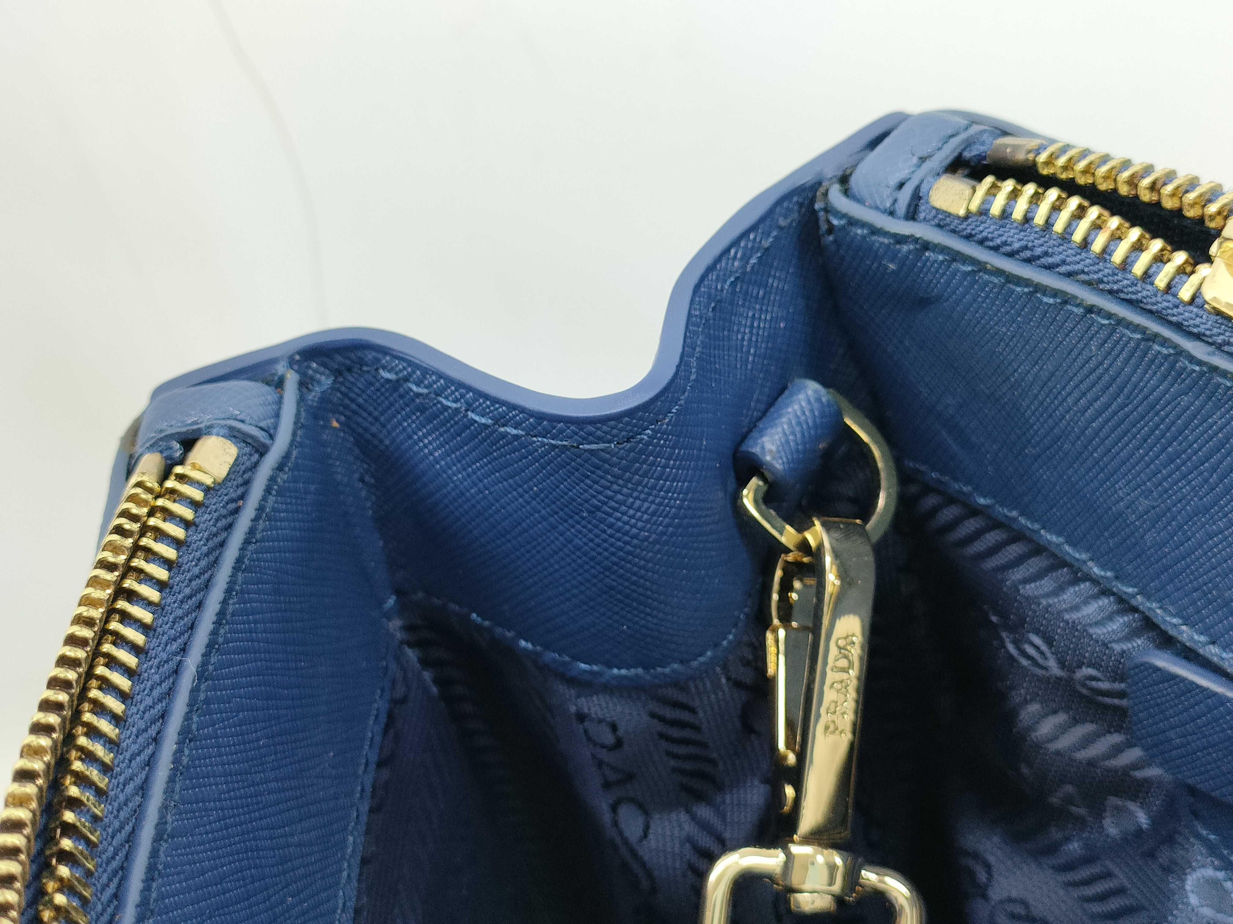 bag / Prada handbag — view 13