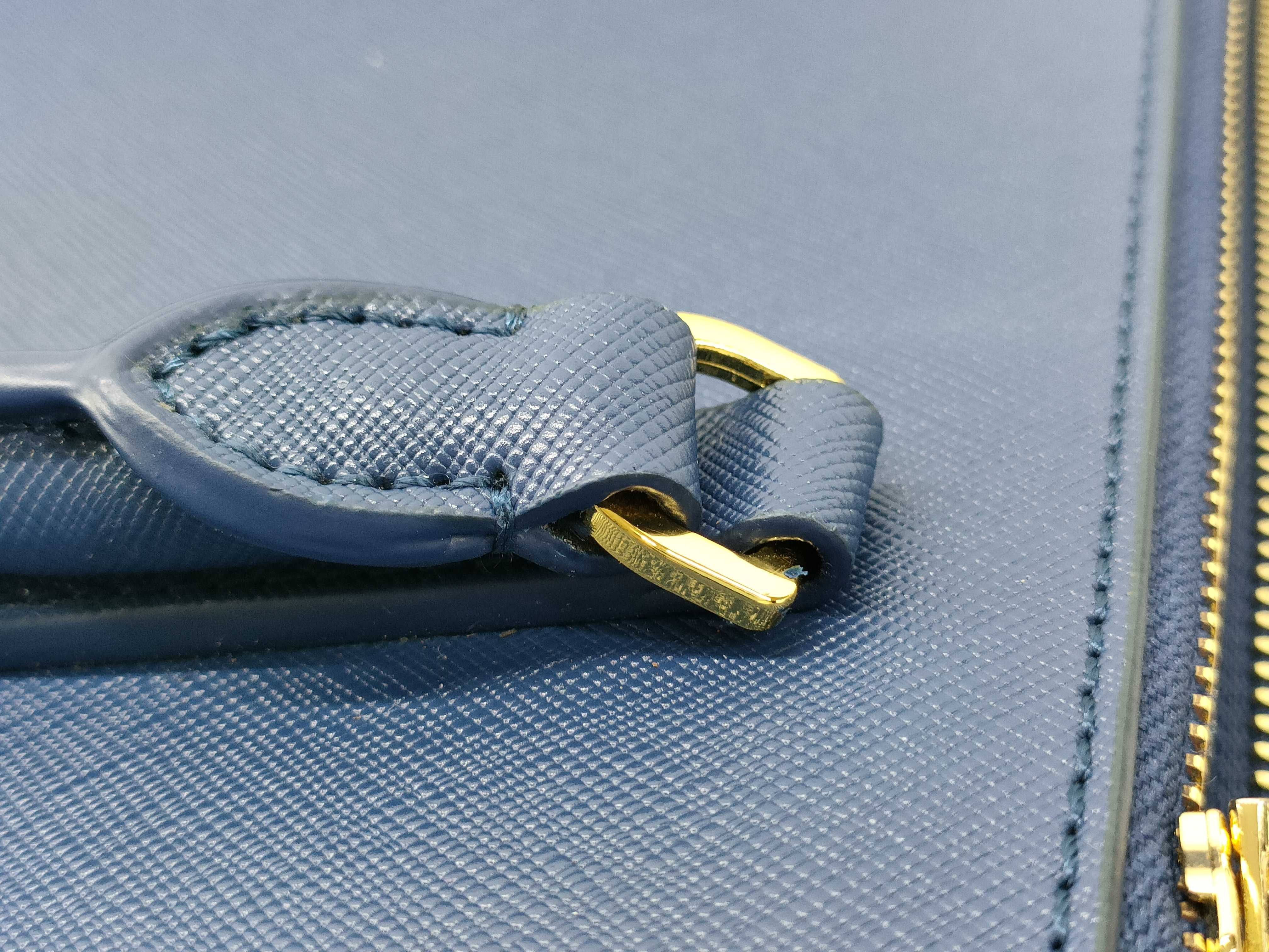bag / Prada handbag — view 8