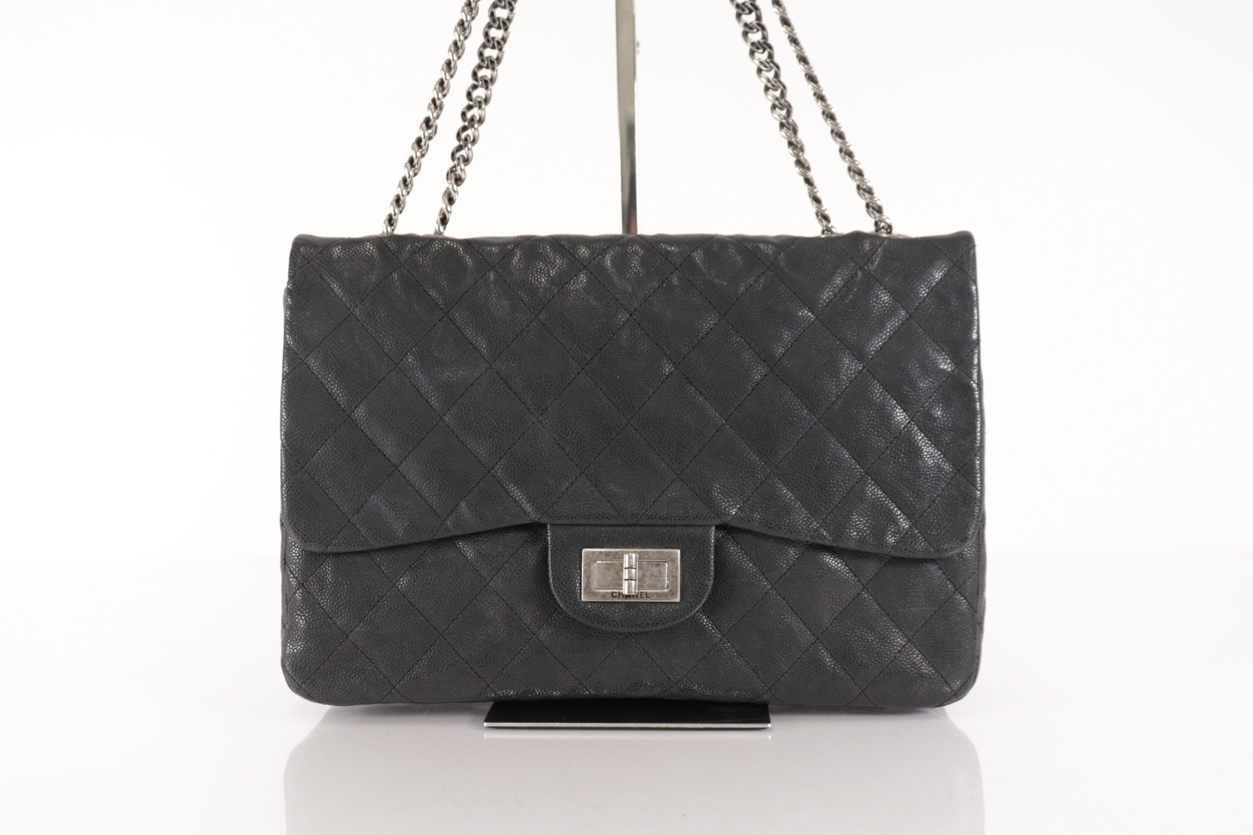 Caviar 2.55 Lock Chain Shoulder Bag (Serial No. 11) — view 2