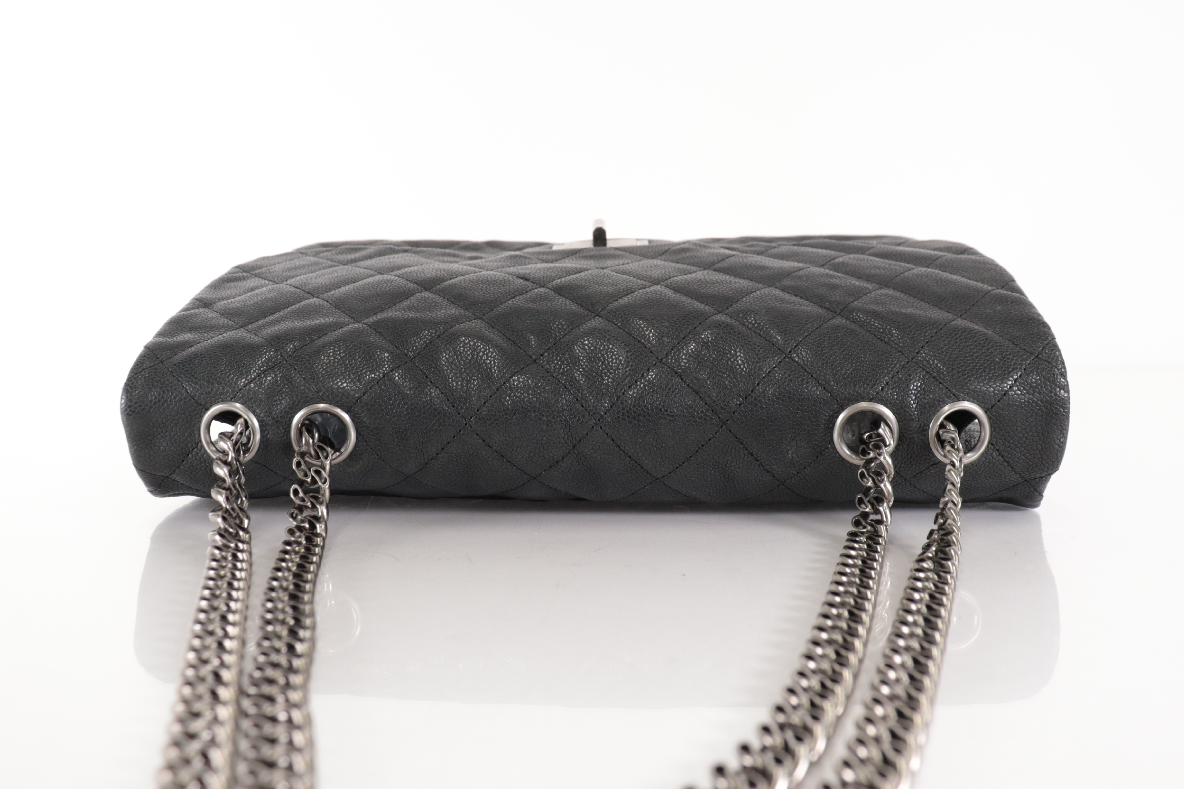Caviar 2.55 Lock Chain Shoulder Bag (Serial No. 11) — view 6