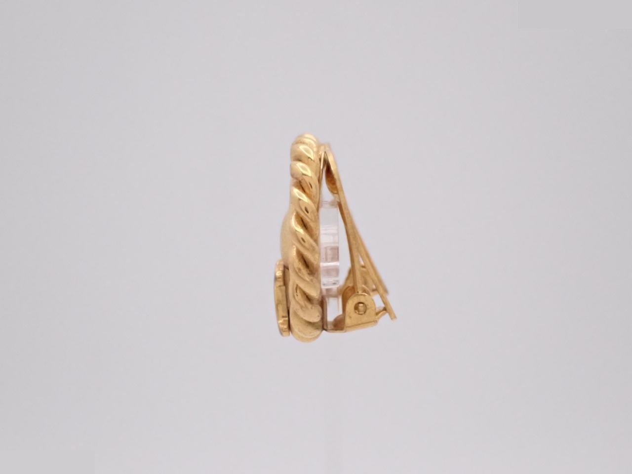 Earrings — view 3