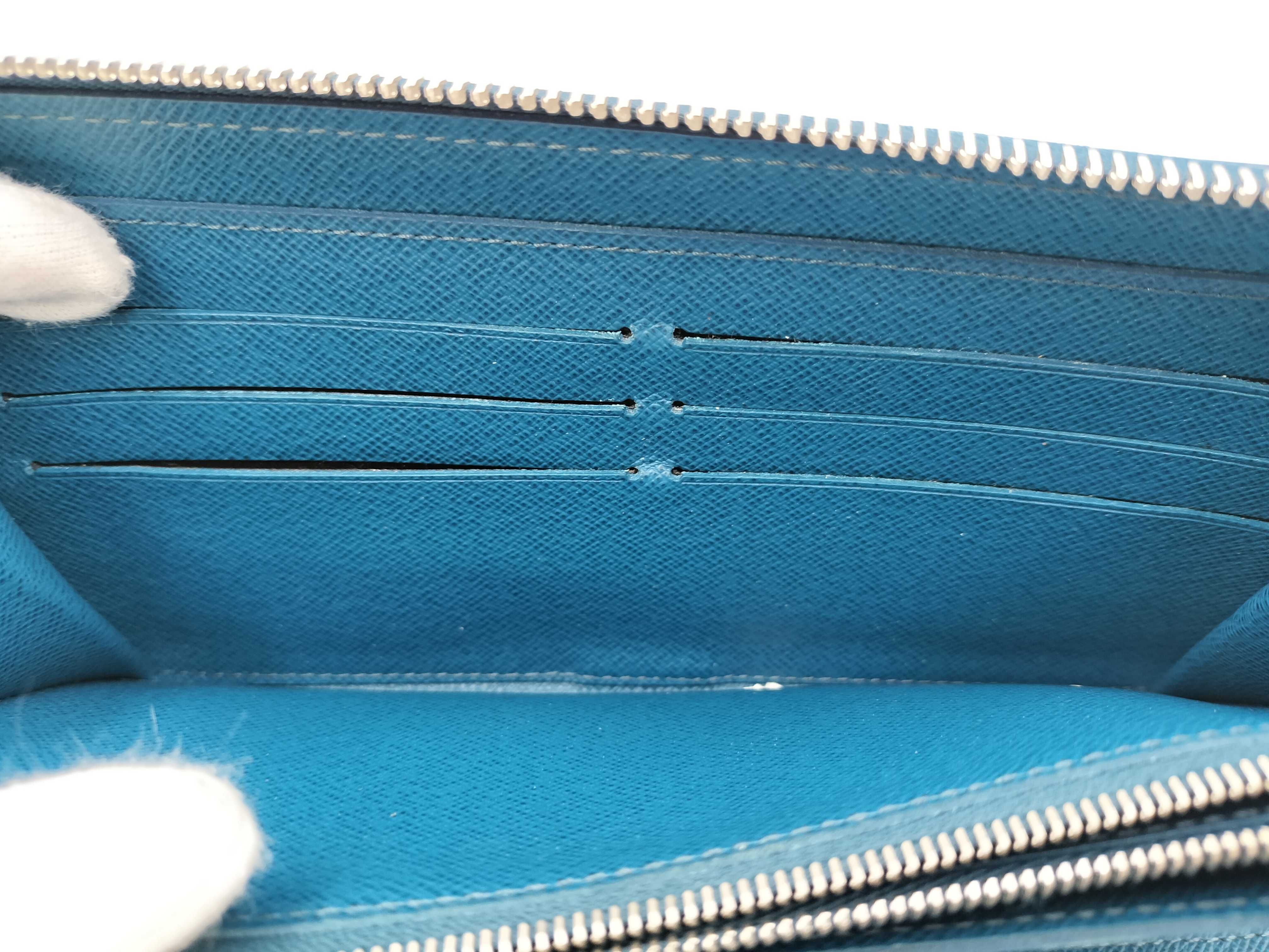 Epi Leather Round Zipper Long Wallet — view 8