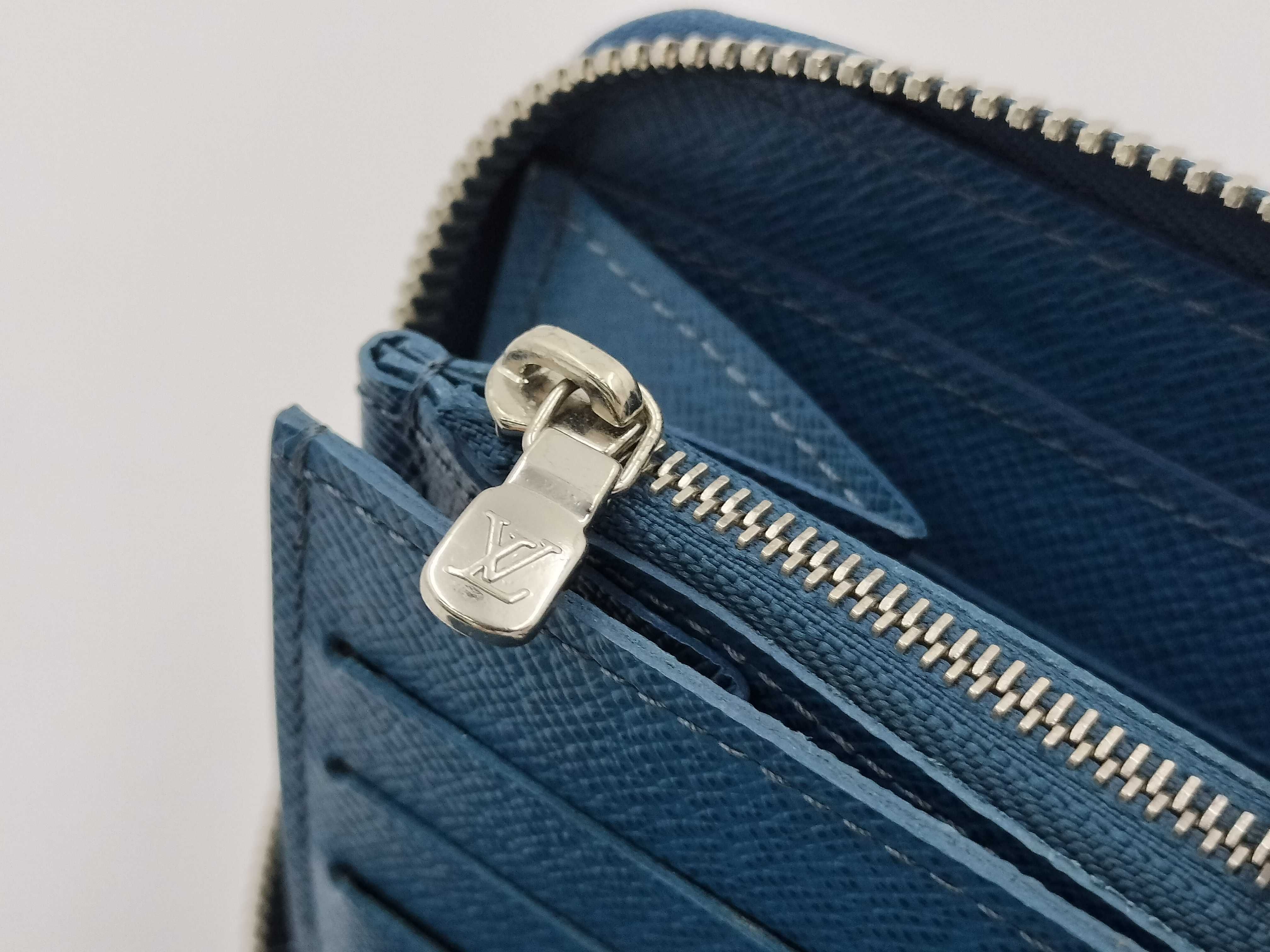Epi Leather Round Zipper Long Wallet — view 10