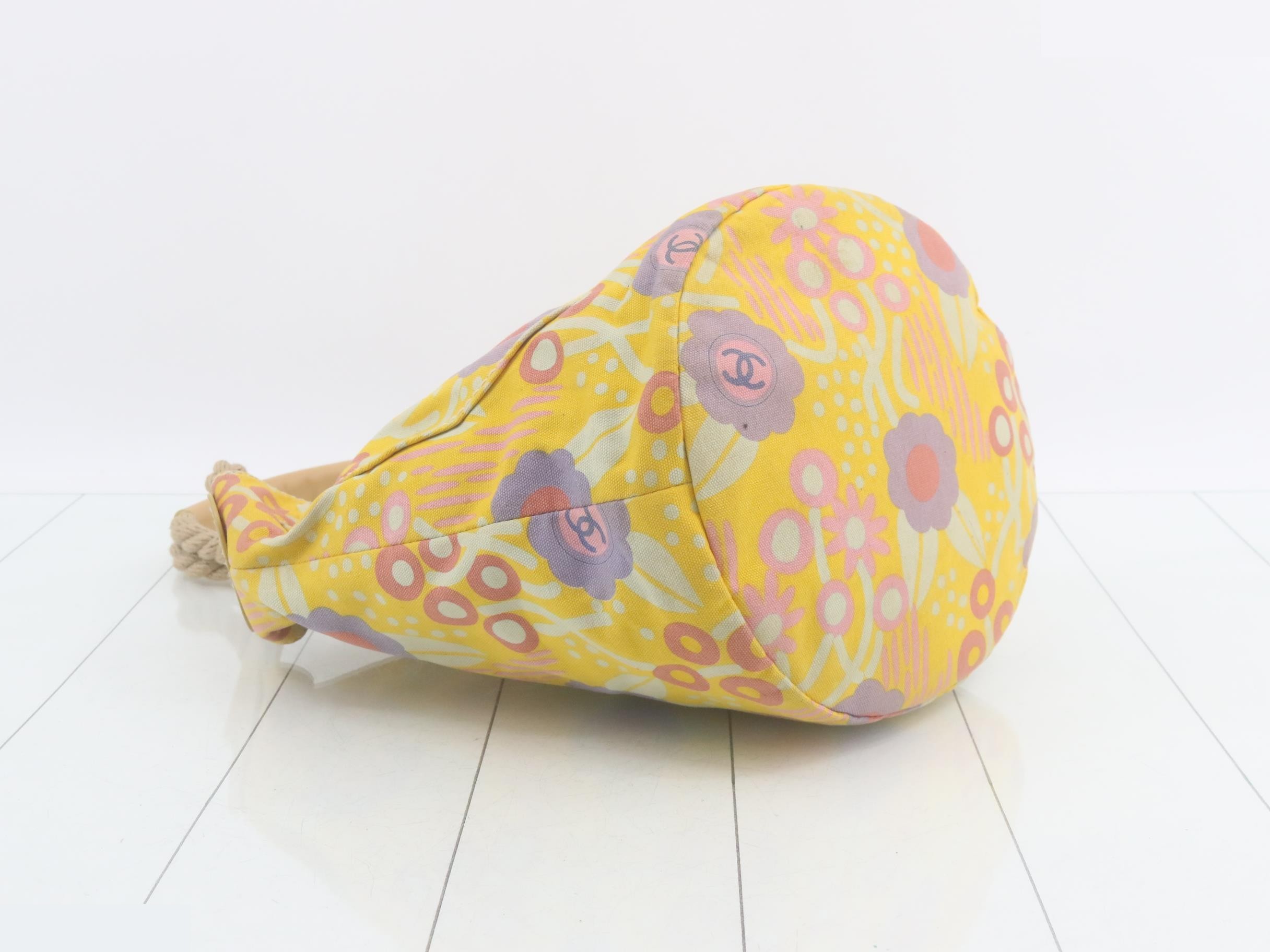 High Summer Tote Bag - Floral Pattern — view 5