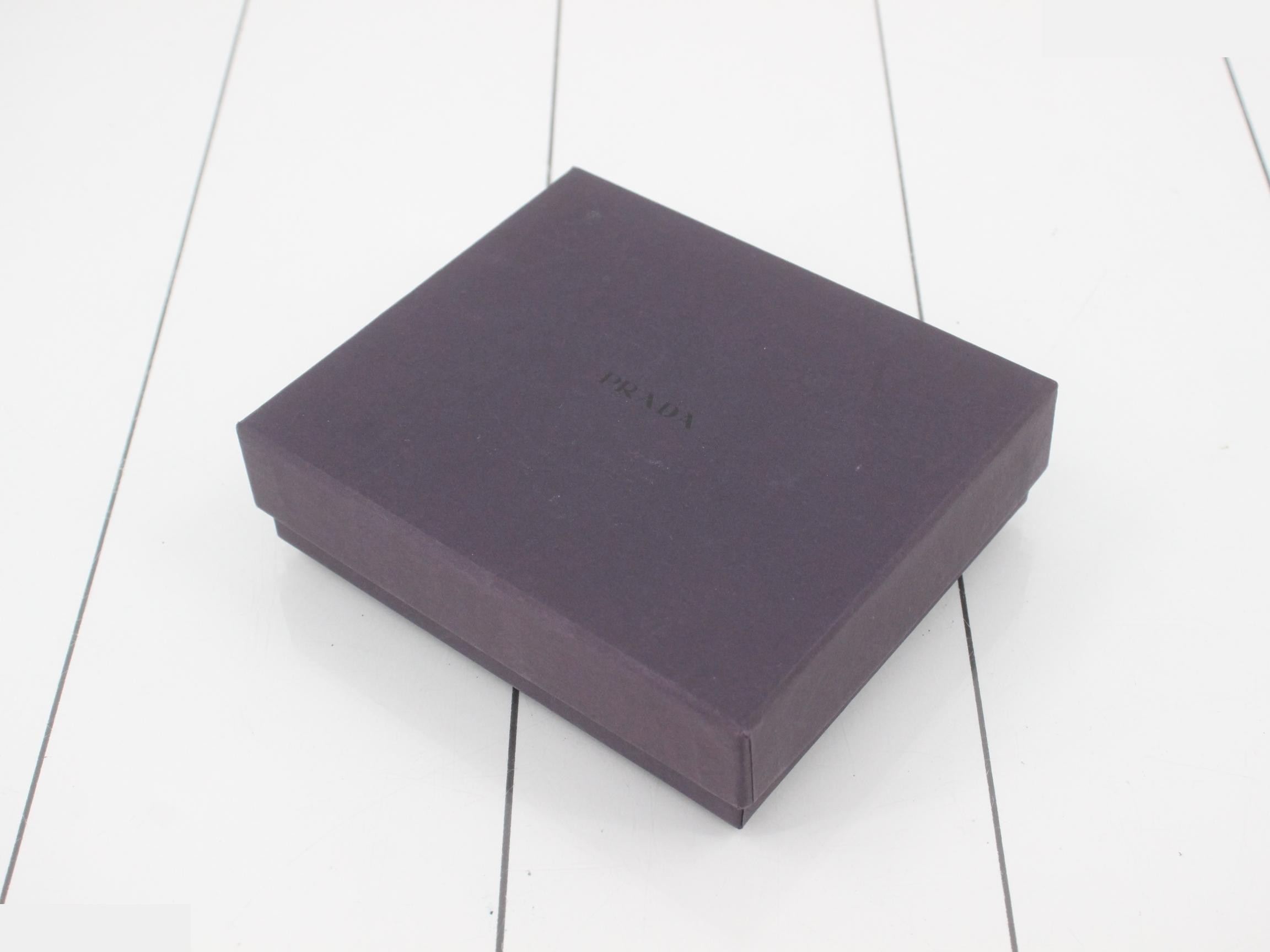 Other lines: Bags and Wallets — view 5