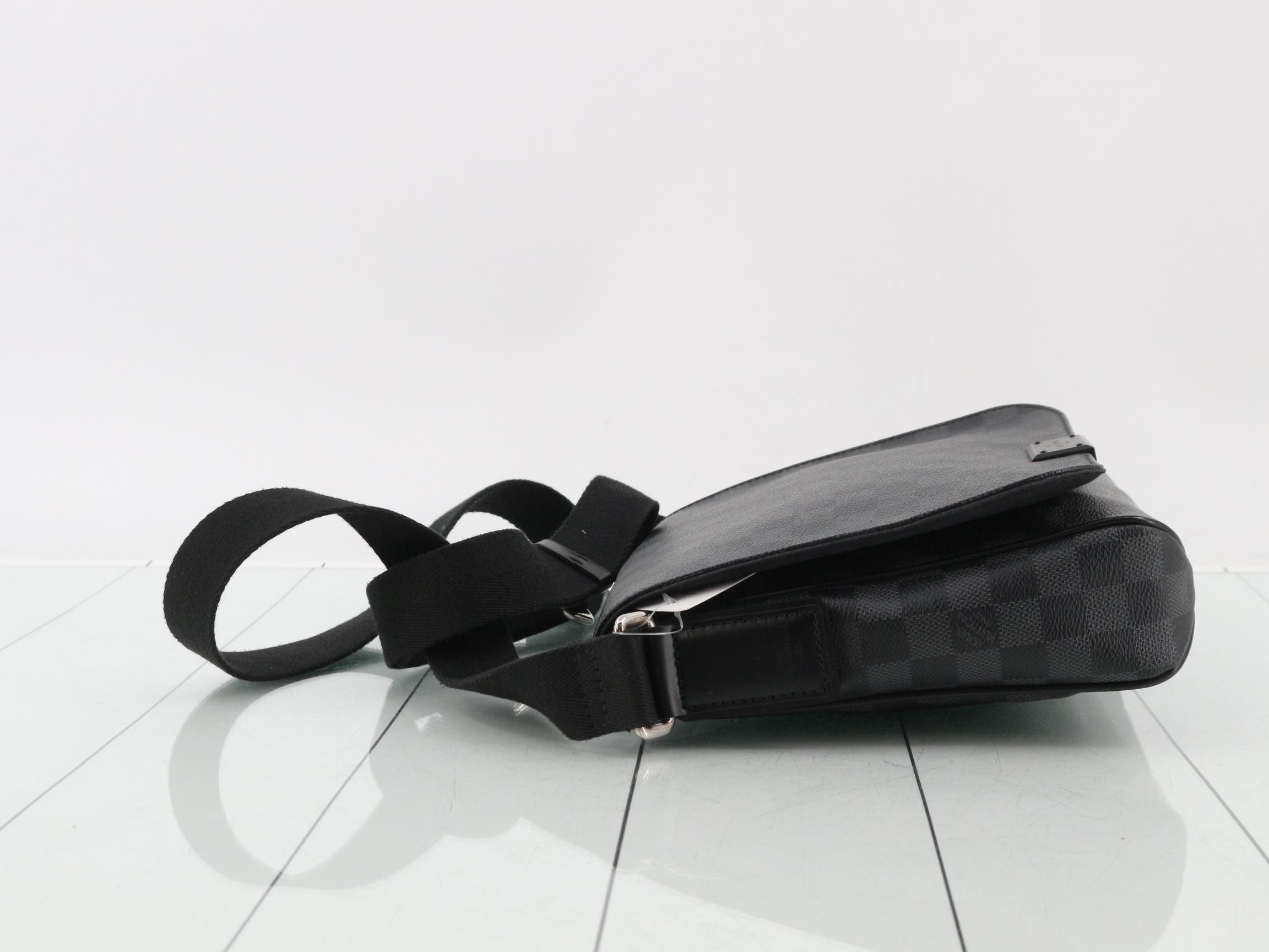 Damier Graphite District PM Shoulder Bag — view 4
