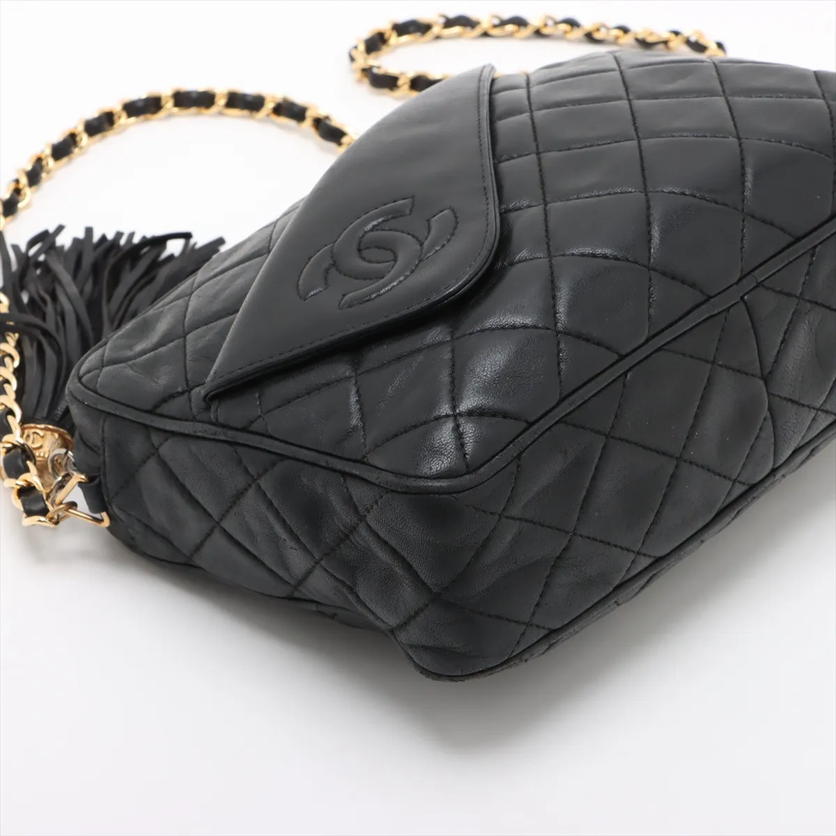 Matelasse Lambskin Chain Shoulder Bag Fringe Black Gold Hardware 1147107 No. 1 — view 4